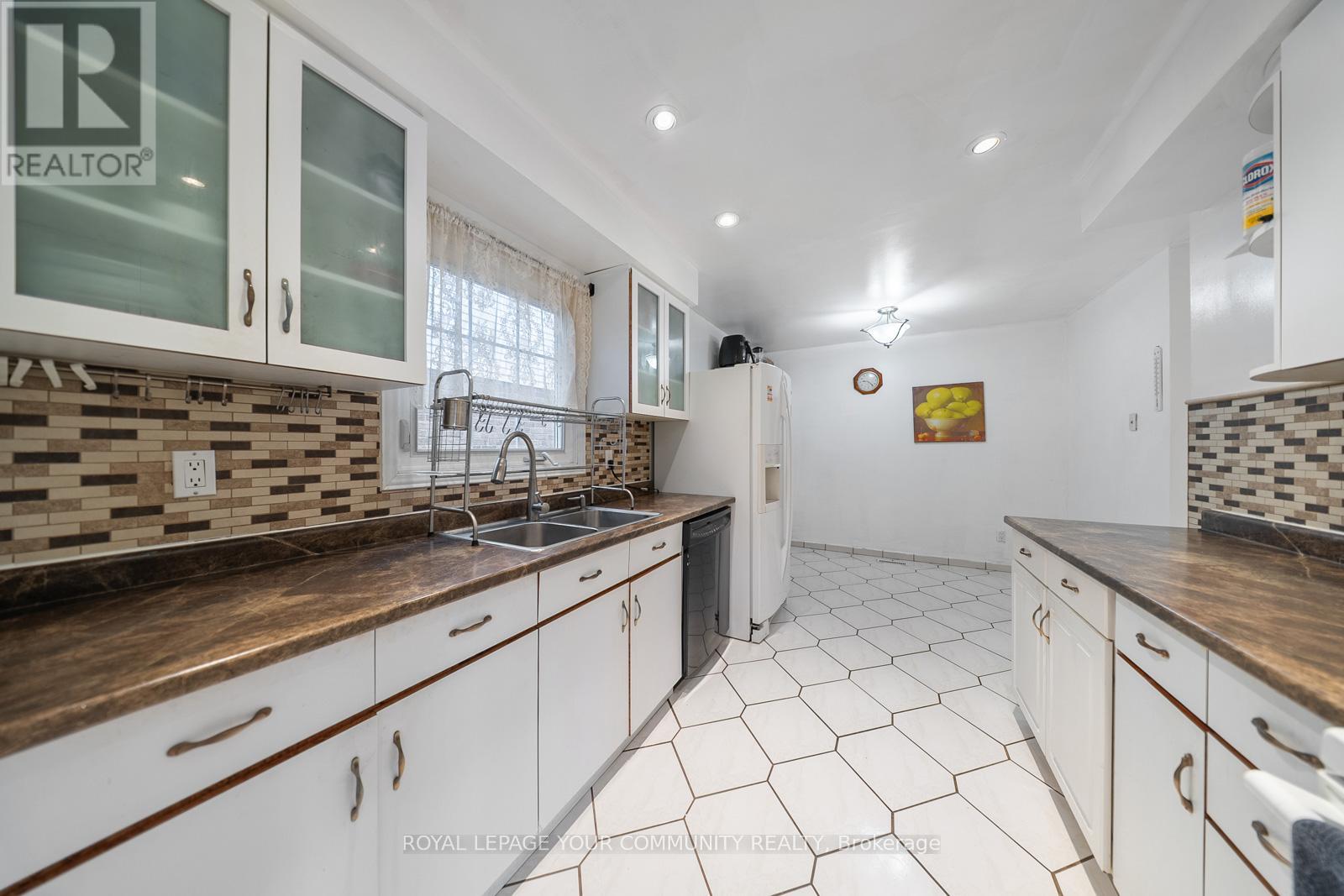 353 Rutherford Road N, Brampton (Madoc), Ontario  L6V 3V9 - Photo 16 - W12497264