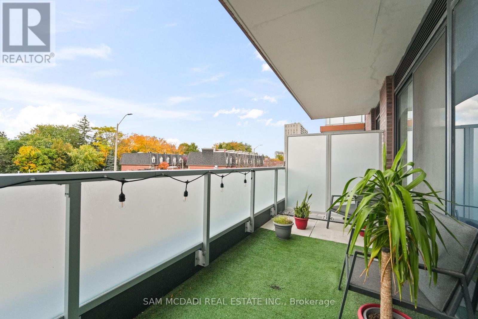 212 - 215 Lakeshore Road W, Mississauga, Ontario  L5H 0A7 - Photo 17 - W12497292