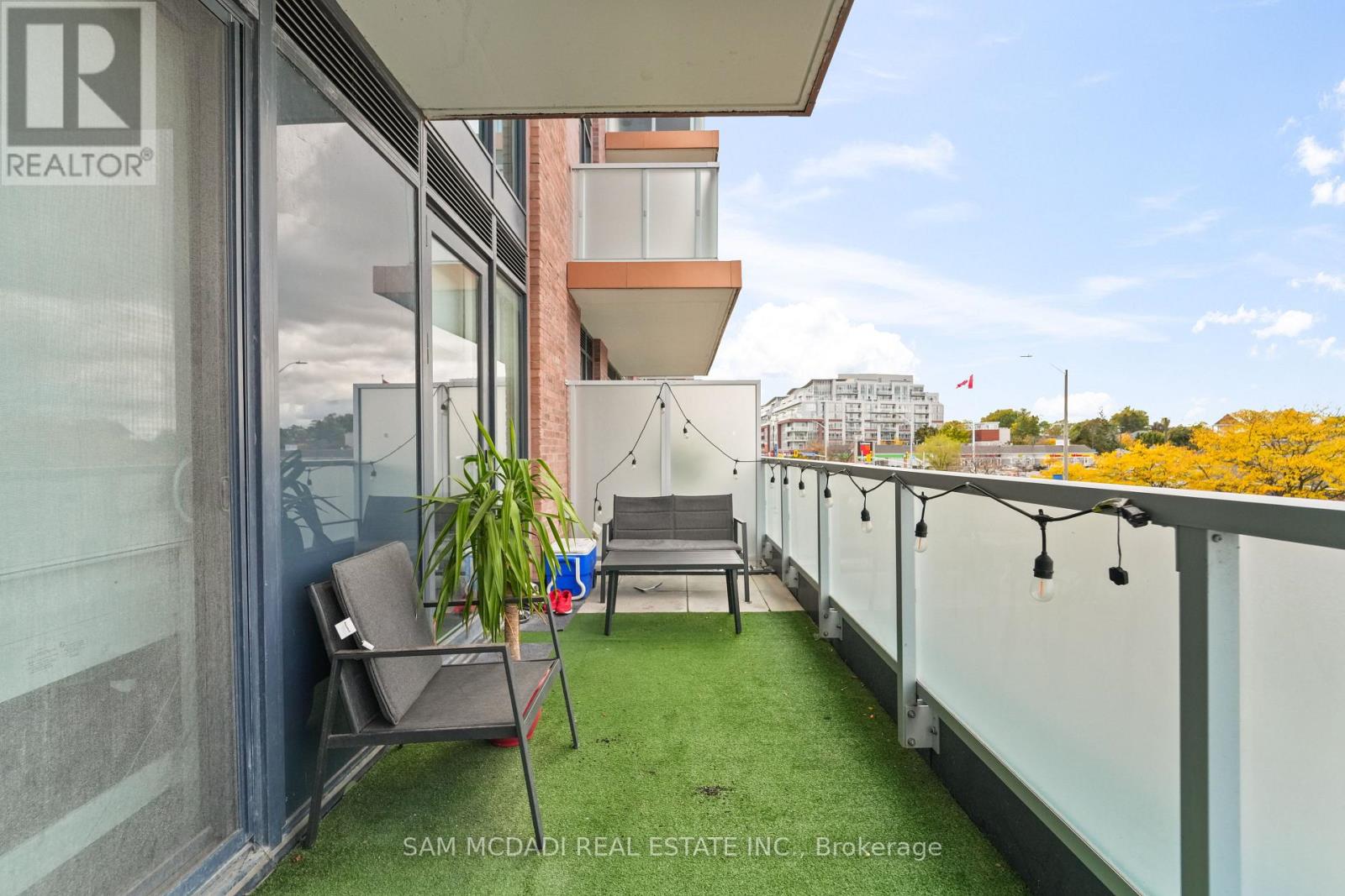 212 - 215 Lakeshore Road W, Mississauga, Ontario  L5H 0A7 - Photo 19 - W12497292