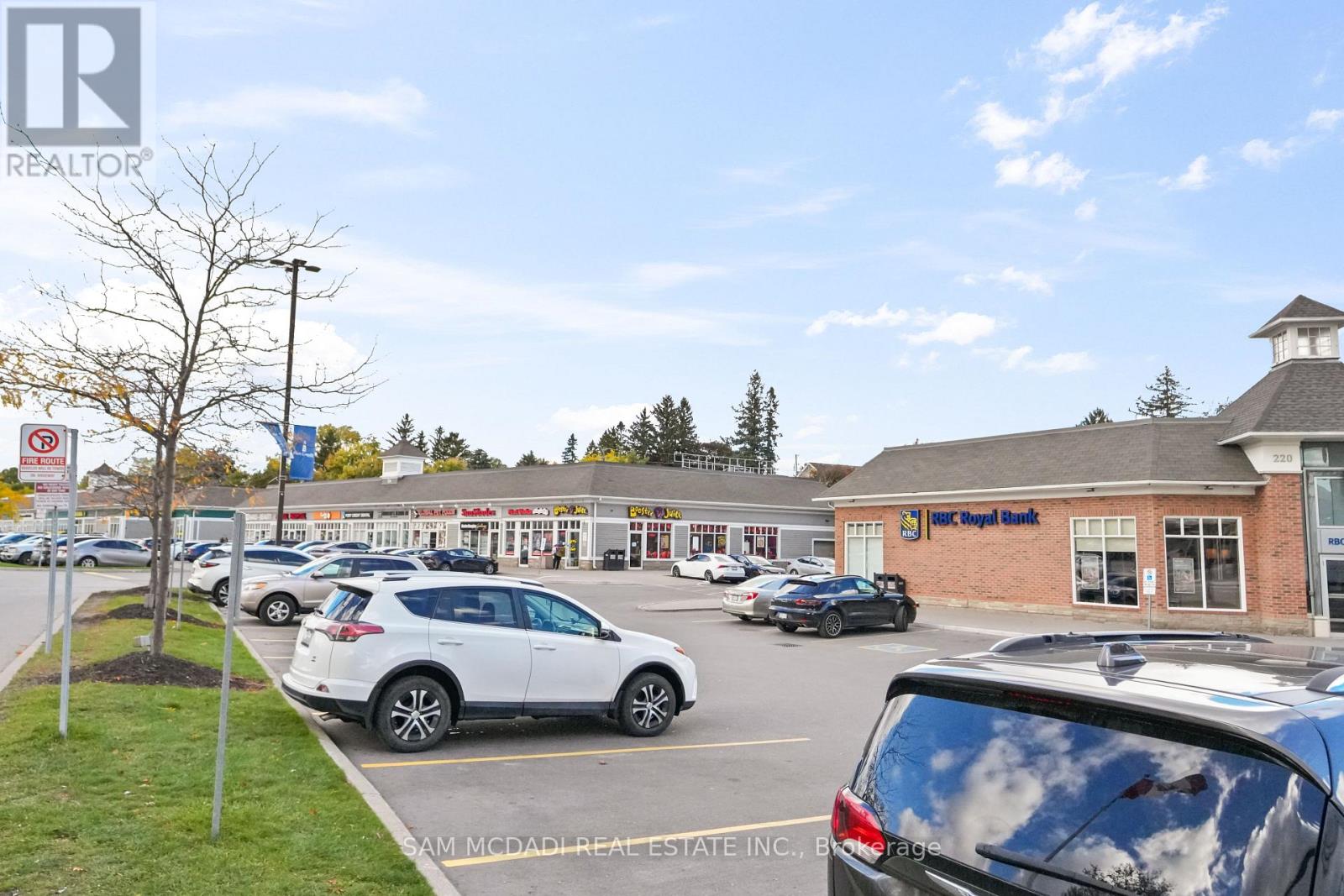 212 - 215 Lakeshore Road W, Mississauga, Ontario  L5H 0A7 - Photo 23 - W12497292