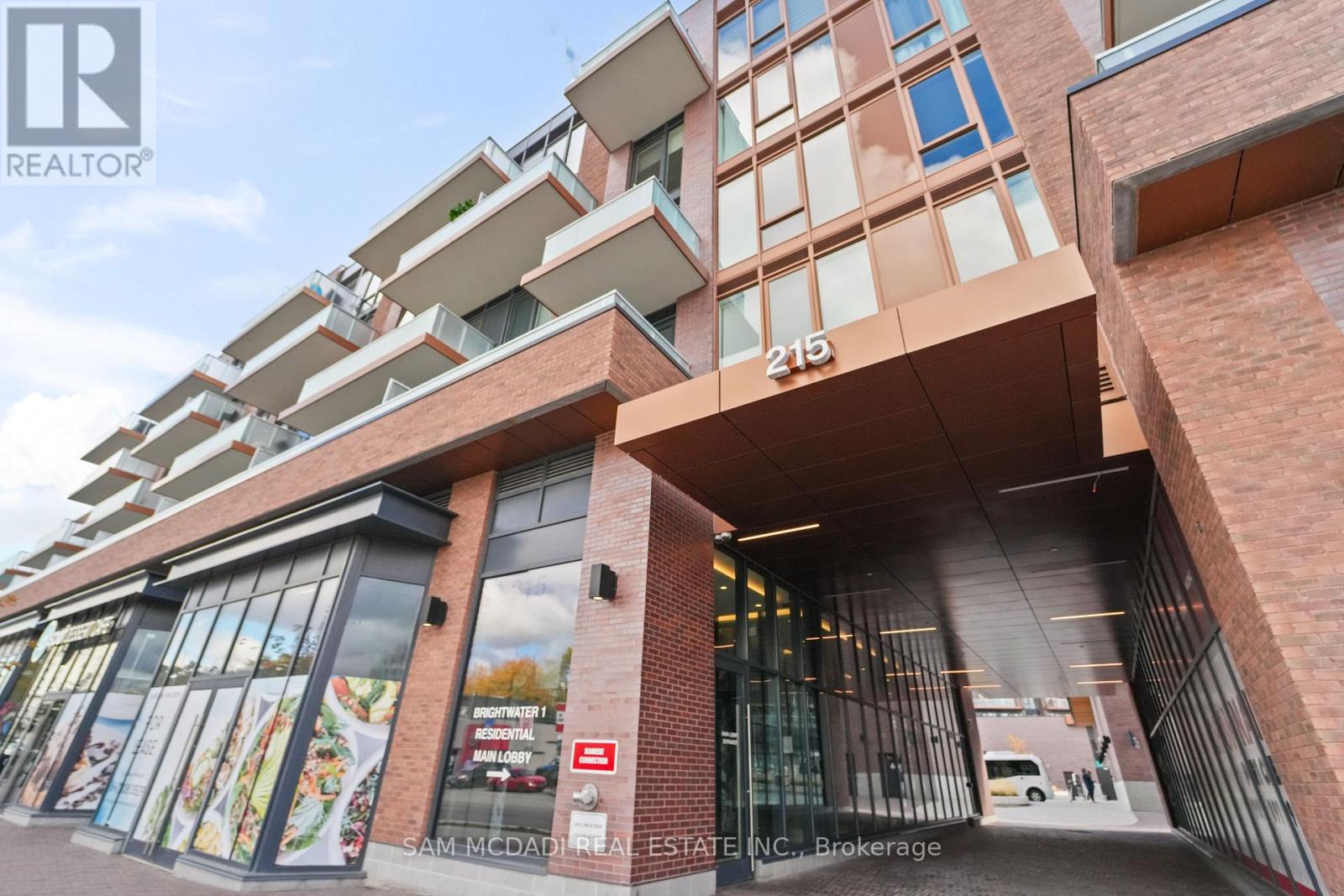 212 - 215 Lakeshore Road W, Mississauga, Ontario  L5H 0A7 - Photo 3 - W12497292