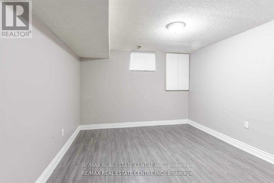 Lower - 83 Autumn Boulevard, Brampton, Ontario  L6T 2W1 - Photo 11 - W12497310