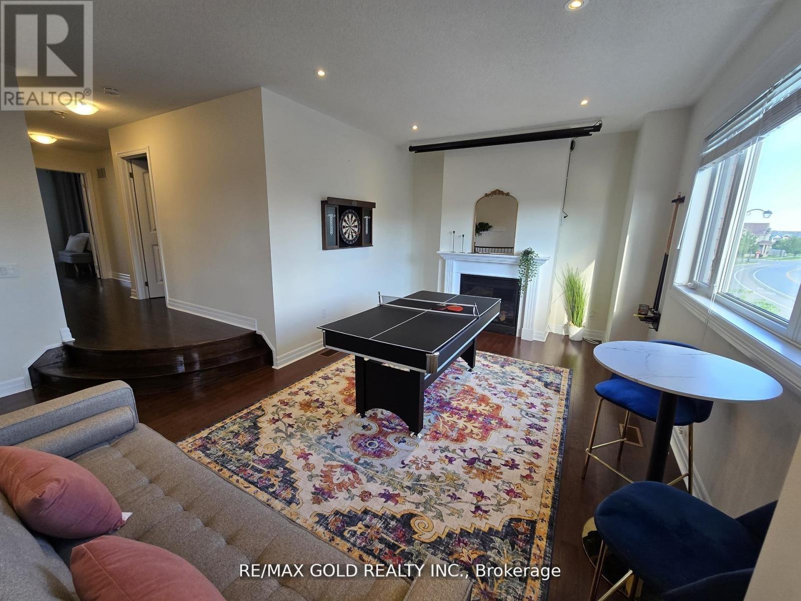 87 Scott Boulevard, Milton (Sc Scott), Ontario  L9T 0S3 - Photo 20 - W12497336