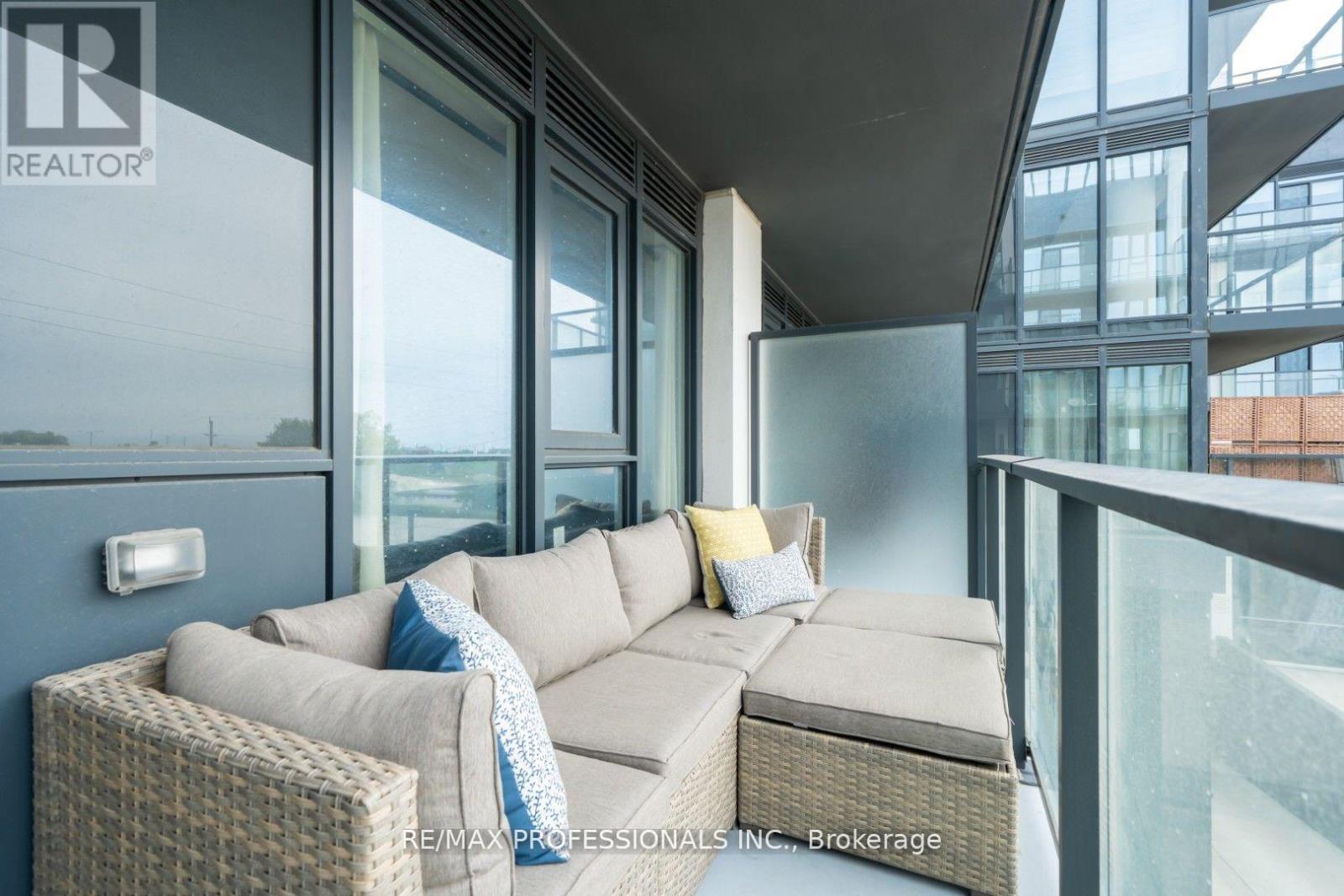 305 - 36 Zorra Street, Toronto, Ontario  M8Z 0G5 - Photo 18 - W12497340