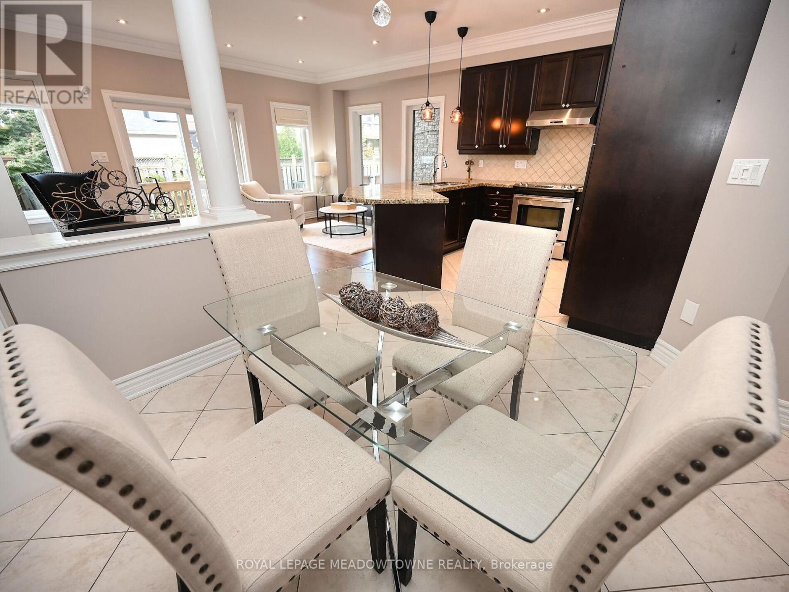 2378 Wasaga Drive, Oakville (Jc Joshua Creek), Ontario  L6H 0B7 - Photo 50 - W12497386