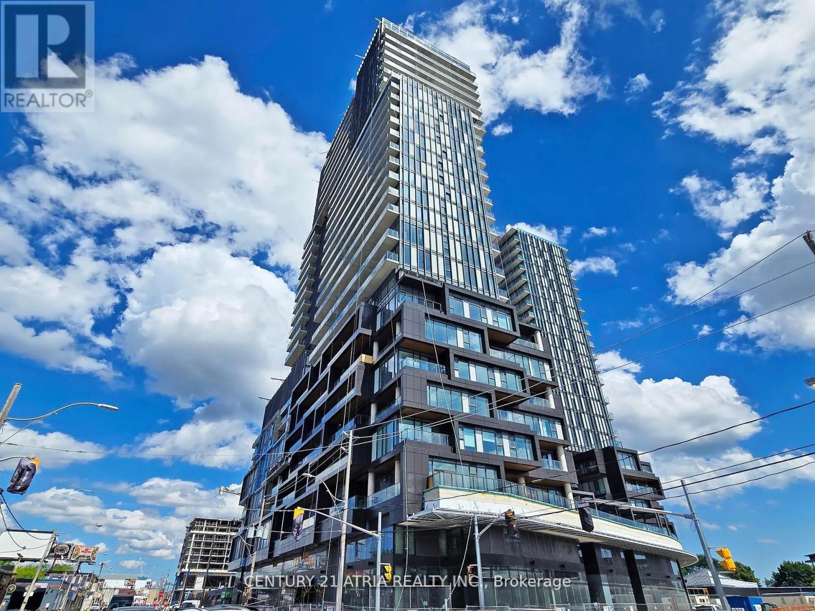 605 - 1285 Dupont Street, Toronto, Ontario  M6H 2A6 - Photo 2 - W12497396