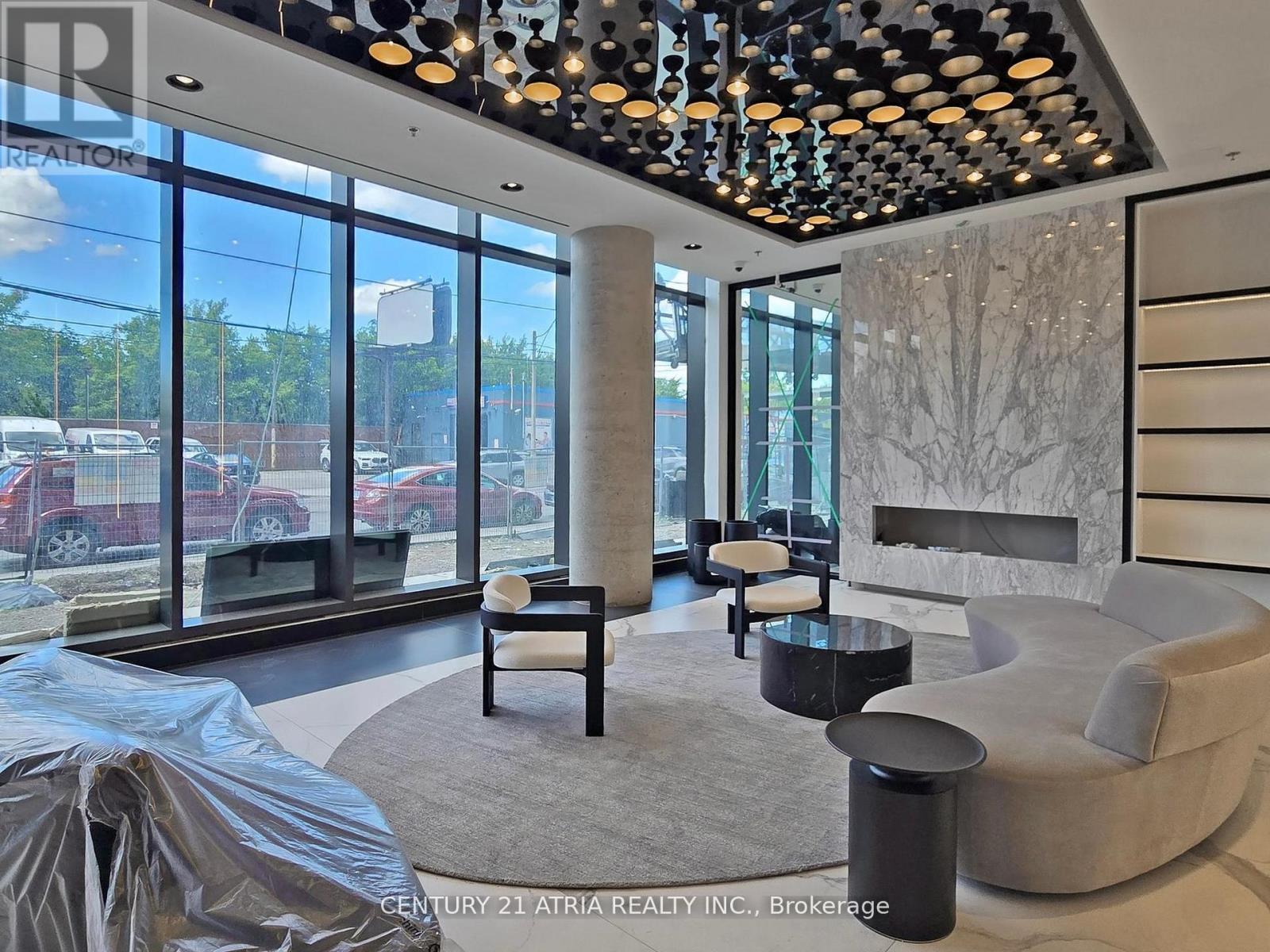 605 - 1285 Dupont Street, Toronto, Ontario  M6H 2A6 - Photo 3 - W12497396