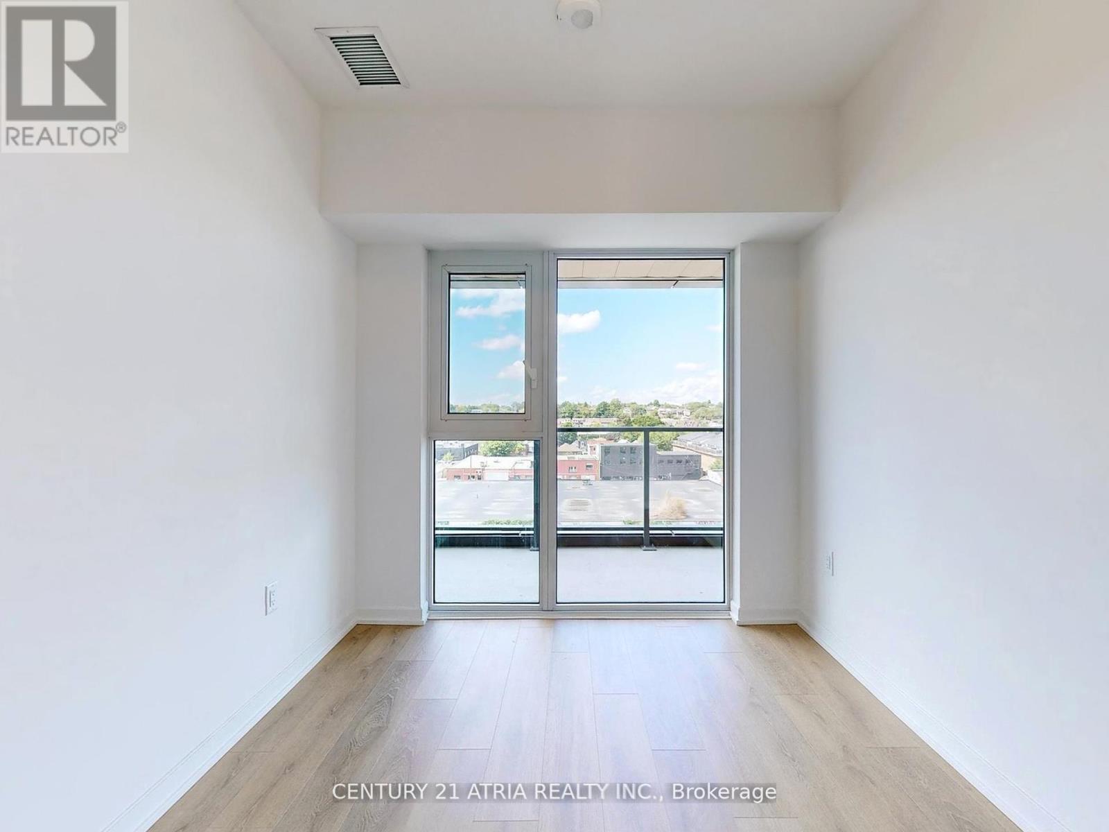 605 - 1285 Dupont Street, Toronto, Ontario  M6H 2A6 - Photo 5 - W12497396