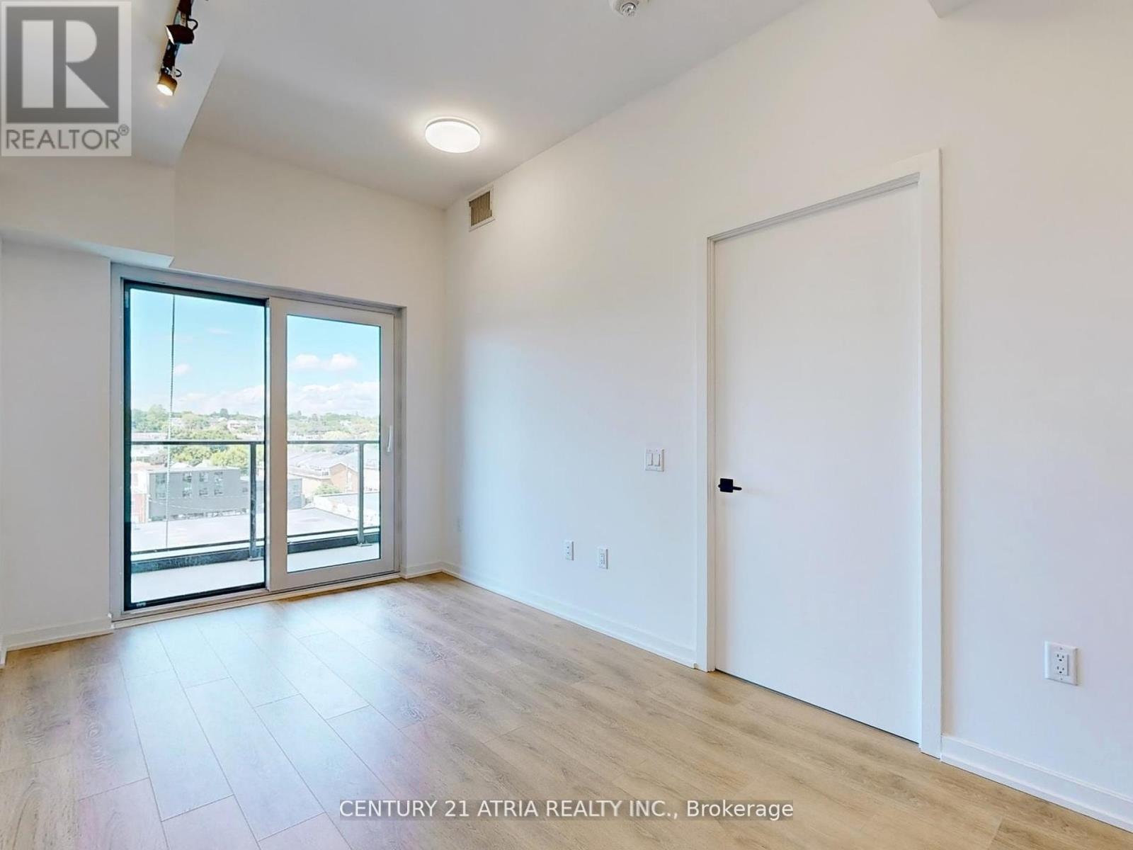 605 - 1285 Dupont Street, Toronto, Ontario  M6H 2A6 - Photo 6 - W12497396