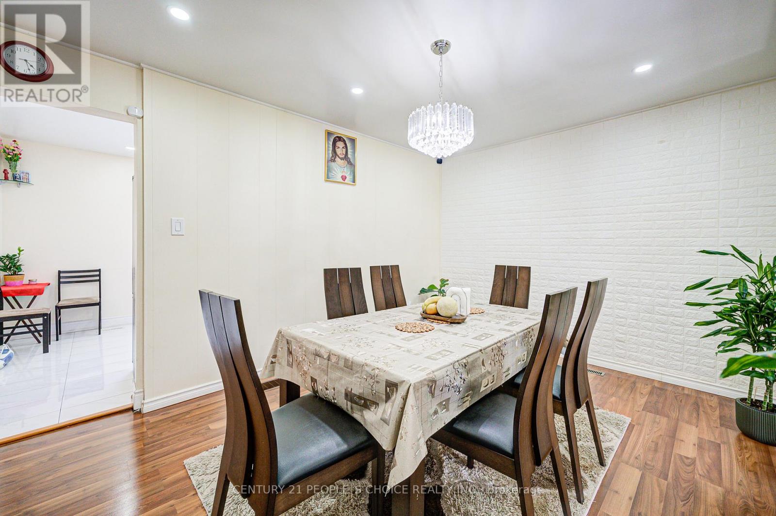 8 - 4020 Brandon Gate Drive, Mississauga (Malton), Ontario  L4T 3W8 - Photo 14 - W12497410