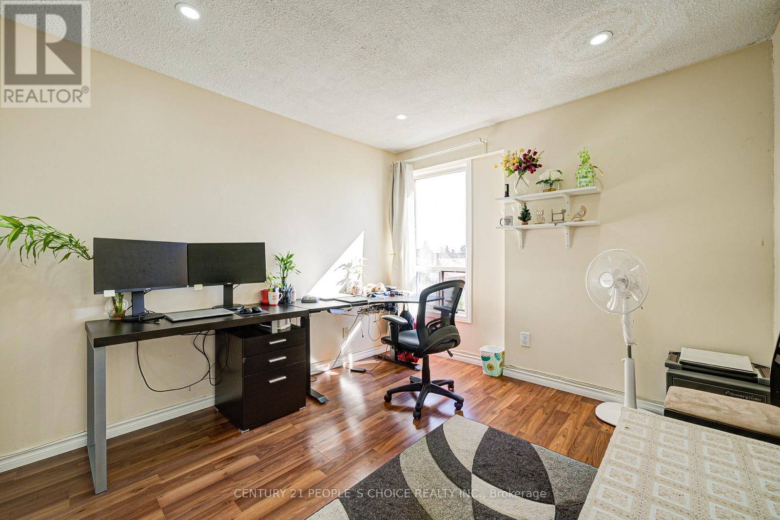 8 - 4020 Brandon Gate Drive, Mississauga (Malton), Ontario  L4T 3W8 - Photo 32 - W12497410