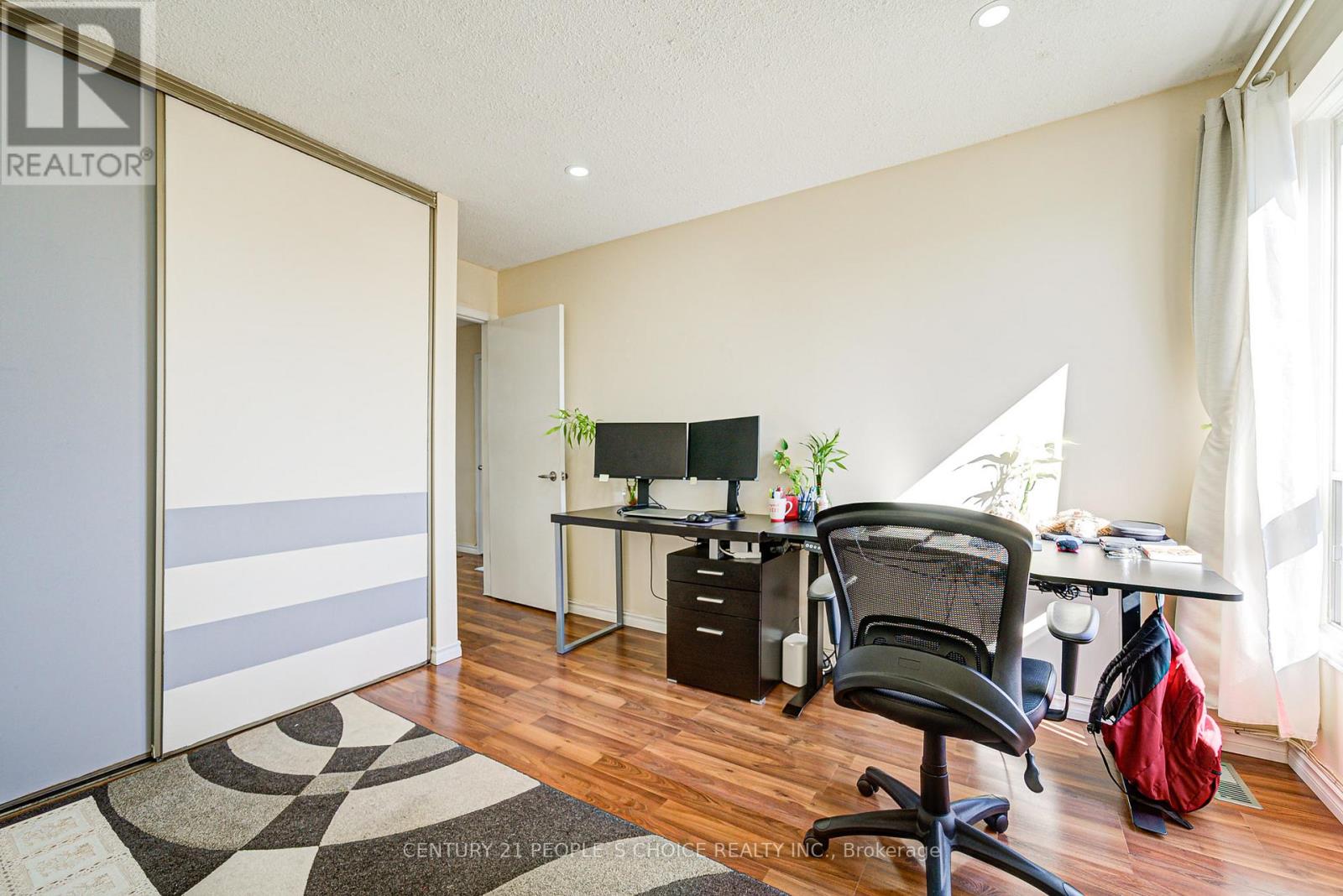 8 - 4020 Brandon Gate Drive, Mississauga (Malton), Ontario  L4T 3W8 - Photo 33 - W12497410