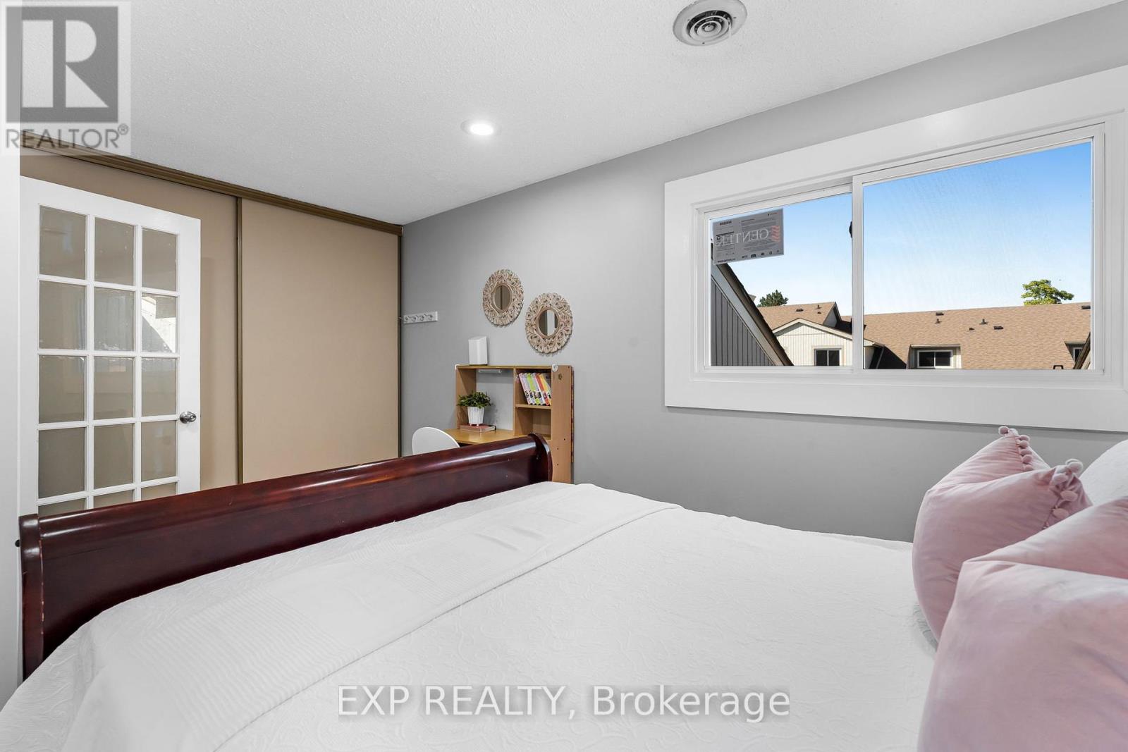 70 - 6797 Formentera Avenue, Mississauga (Meadowvale), Ontario  L5N 2L6 - Photo 22 - W12497462