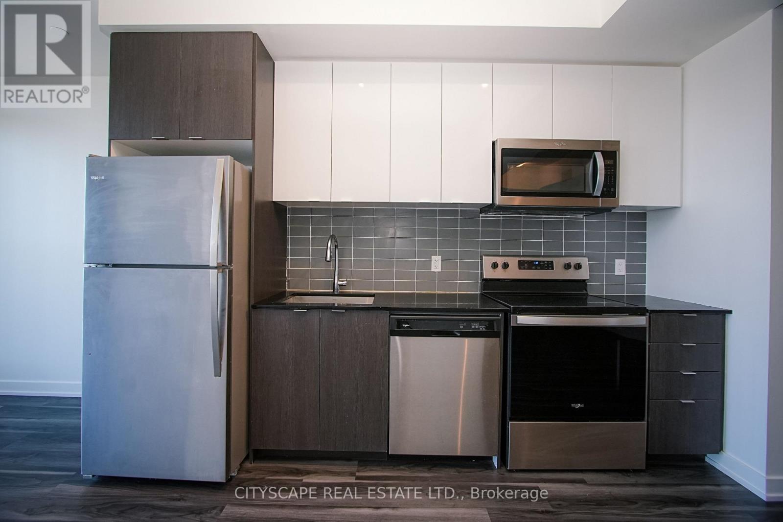 221 - 859 The Queensway, Toronto, Ontario  M8Z 1N8 - Photo 2 - W12497560