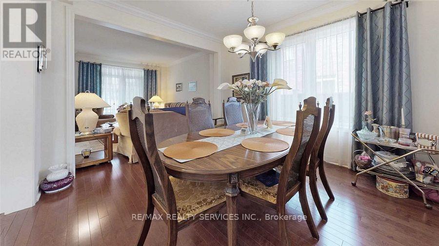 3 Bellcrest Road, Brampton (Credit Valley), Ontario  L6Y 2M7 - Photo 7 - W12497578