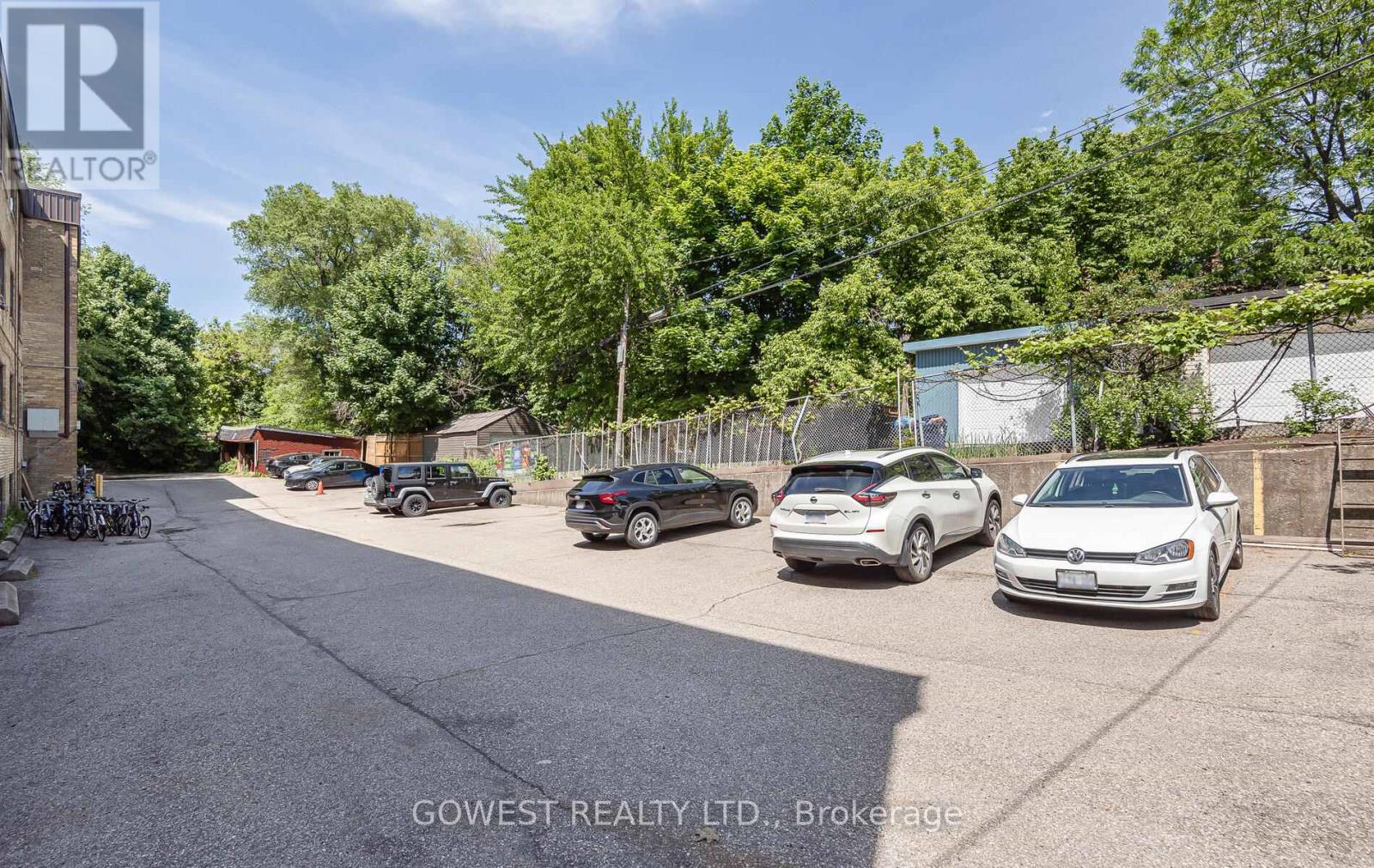 308 - 205 Keele Street, Toronto, Ontario  M6P 2K1 - Photo 18 - W12497646