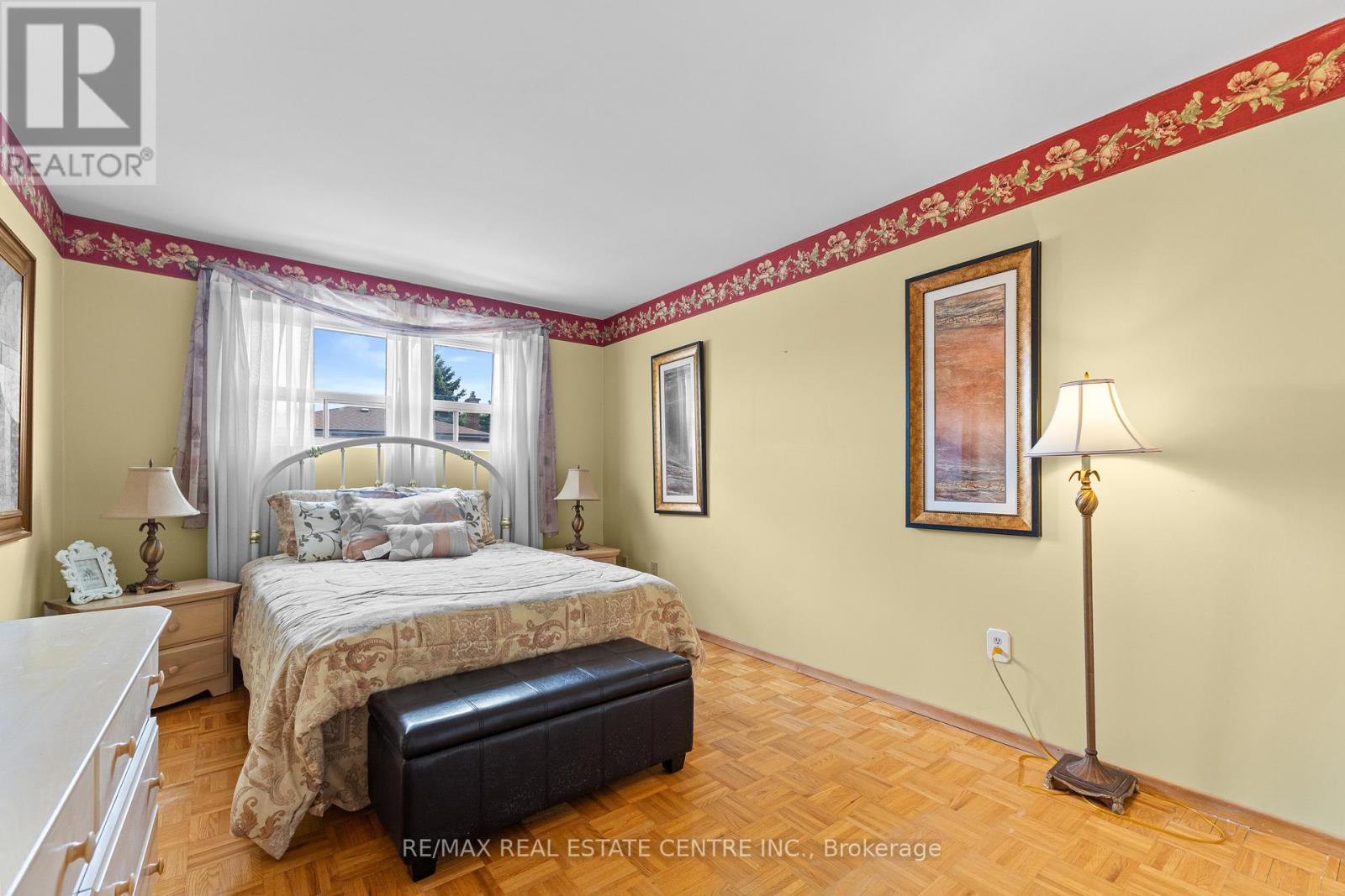 48 Marblehead Crescent, Brampton (Central Park), Ontario  L6S 2V1 - Photo 17 - W12497652