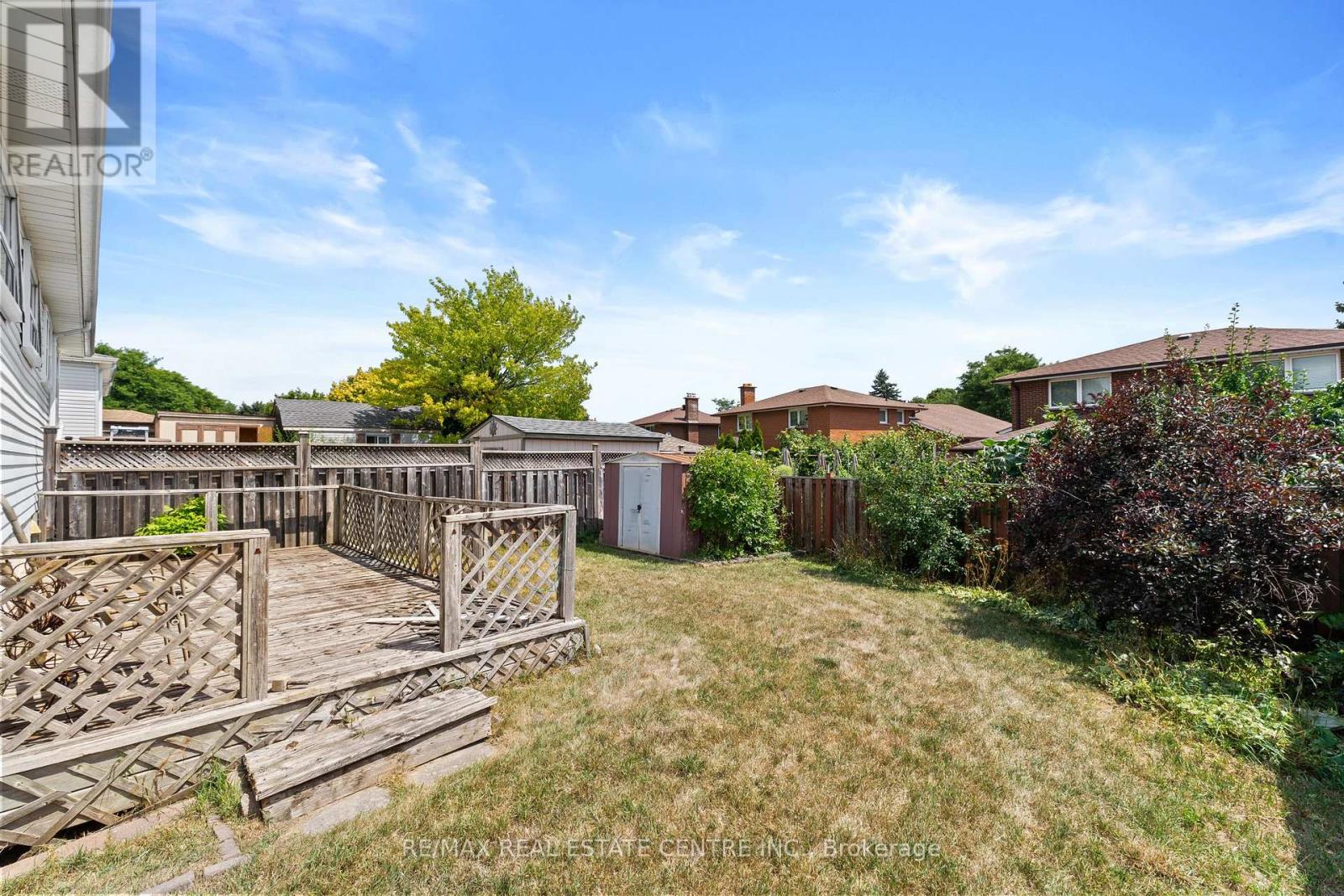 48 Marblehead Crescent, Brampton (Central Park), Ontario  L6S 2V1 - Photo 37 - W12497652