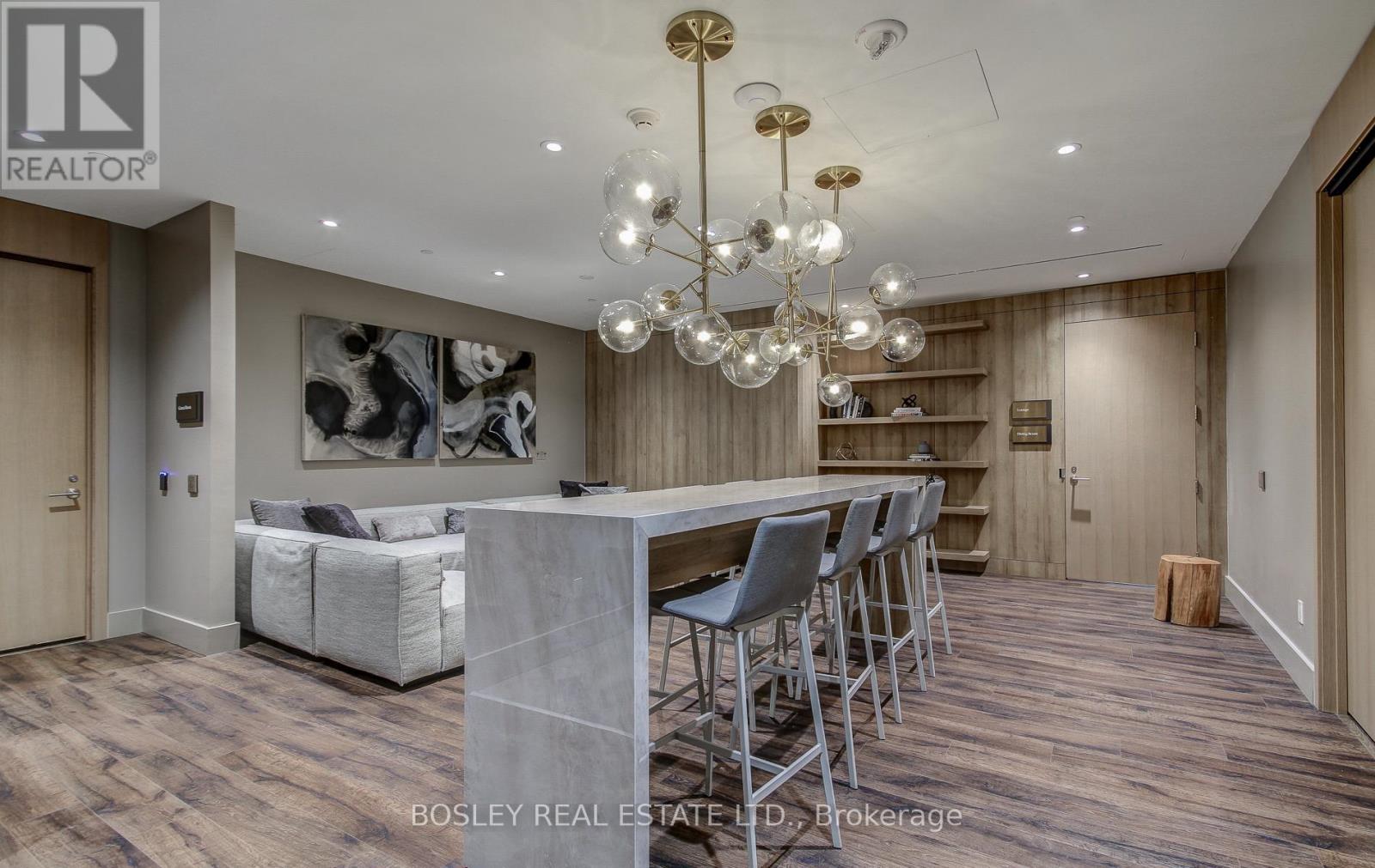 303 - 21 Park Street E, Mississauga, Ontario  L5G 1L7 - Photo 28 - W12497654