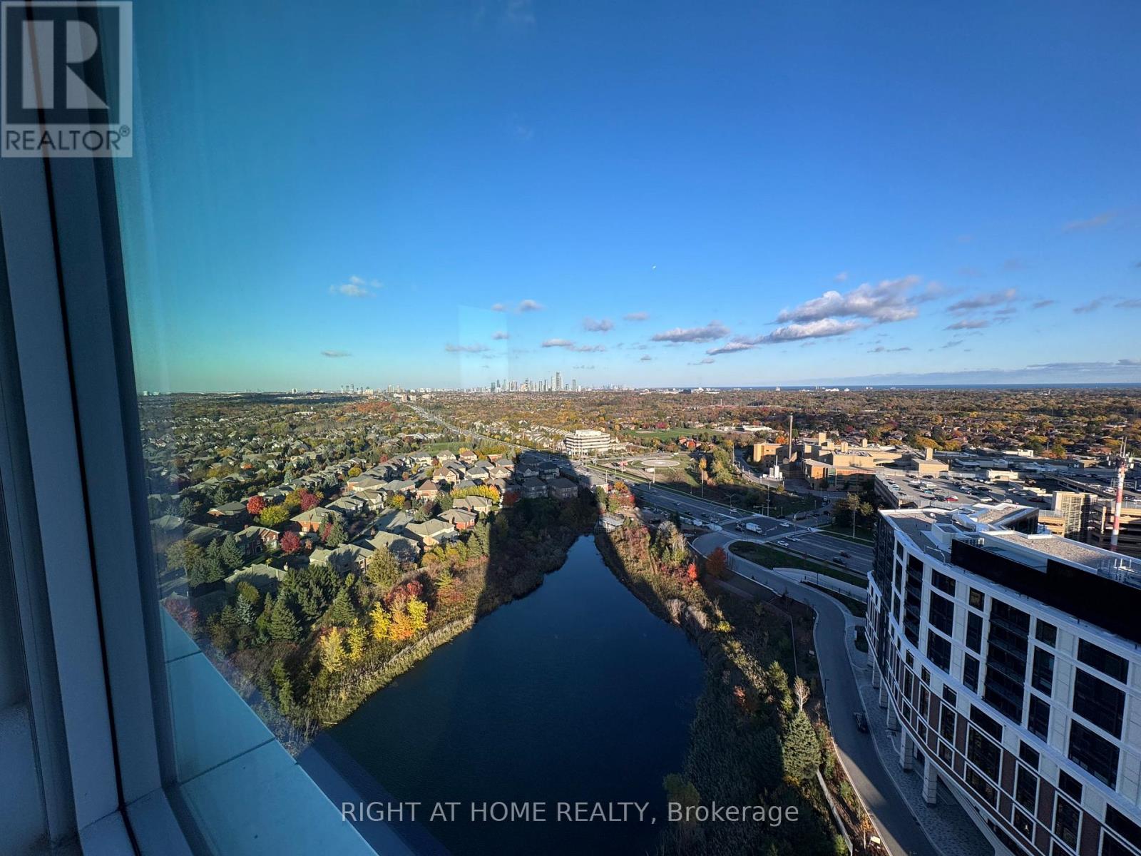 2111 - 2495 Eglinton Avenue W, Mississauga, Ontario  L5M 2T2 - Photo 16 - W12497678