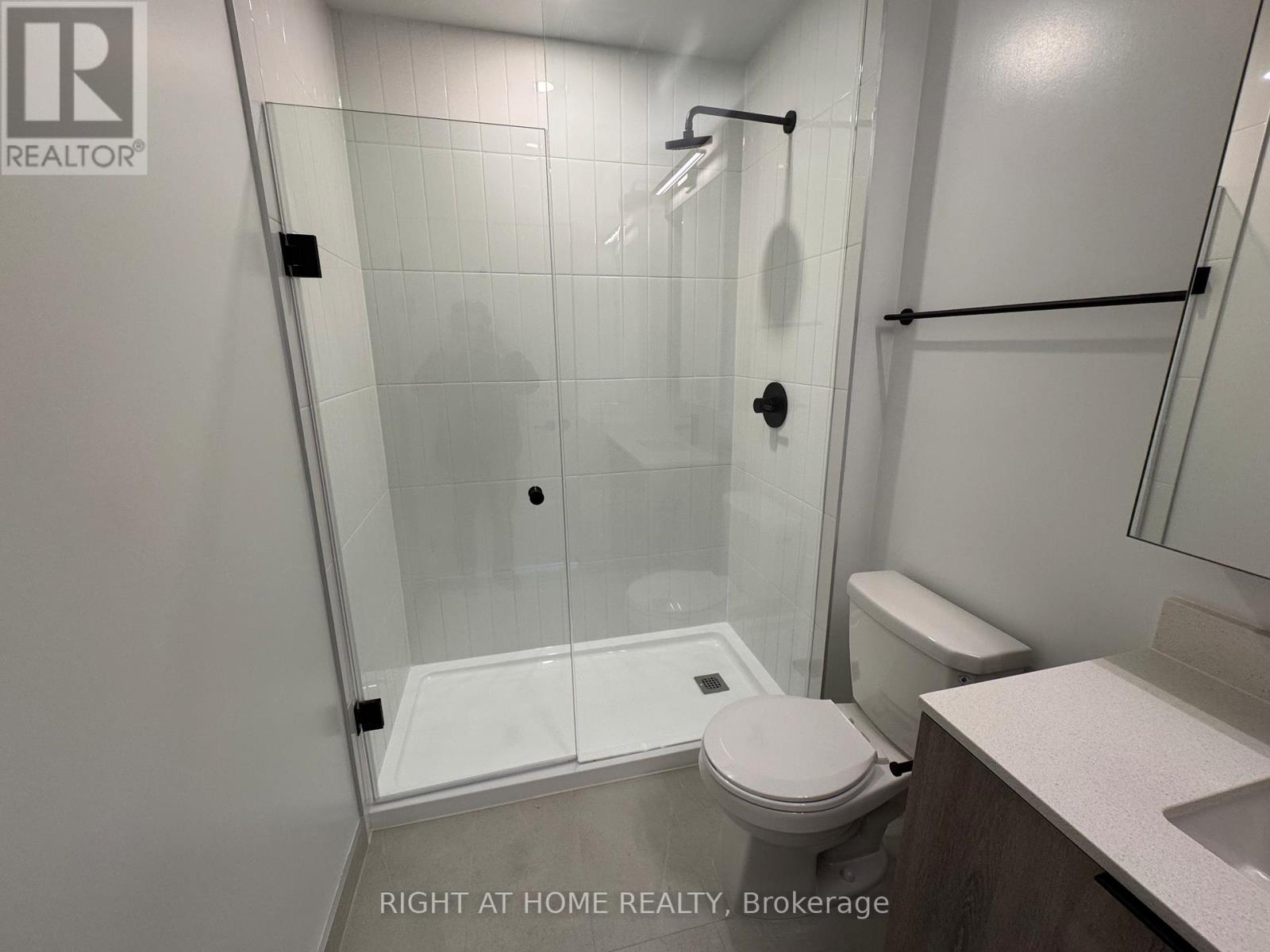 2111 - 2495 Eglinton Avenue W, Mississauga, Ontario  L5M 2T2 - Photo 38 - W12497678