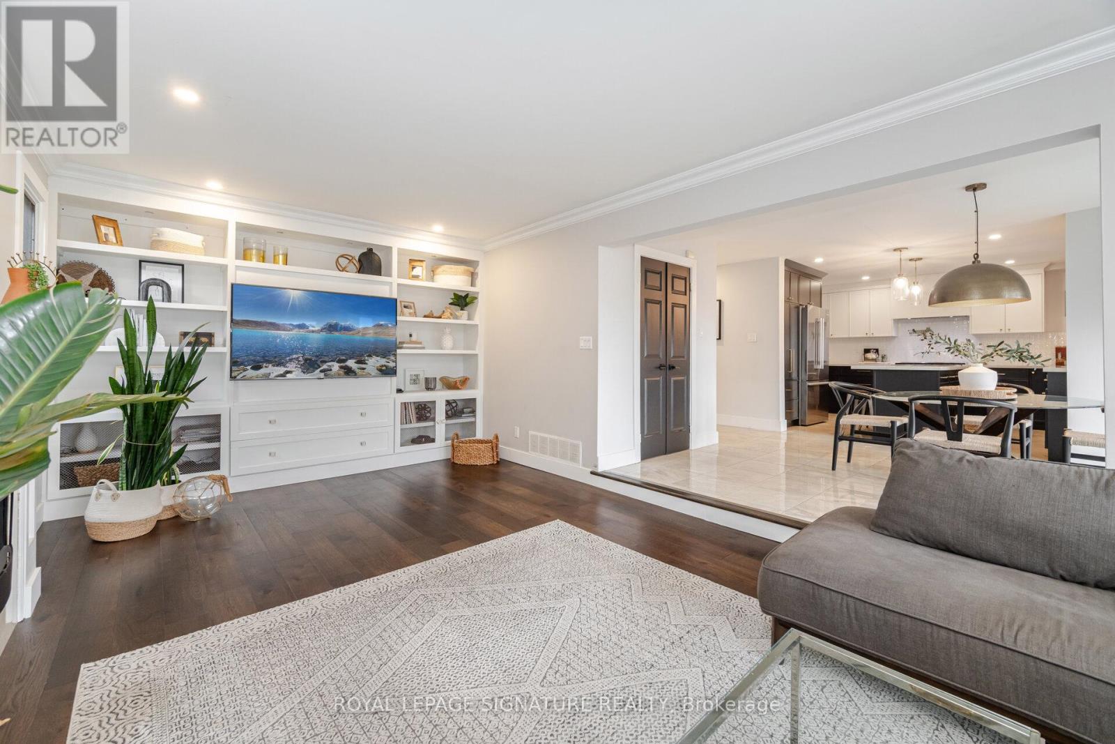 51 Kenpark Avenue, Brampton (Snelgrove), Ontario  L6Z 3R6 - Photo 17 - W12497708