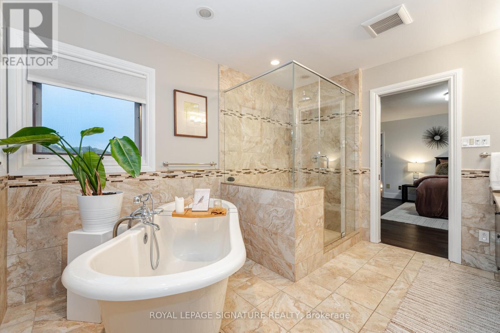 51 Kenpark Avenue, Brampton (Snelgrove), Ontario  L6Z 3R6 - Photo 26 - W12497708