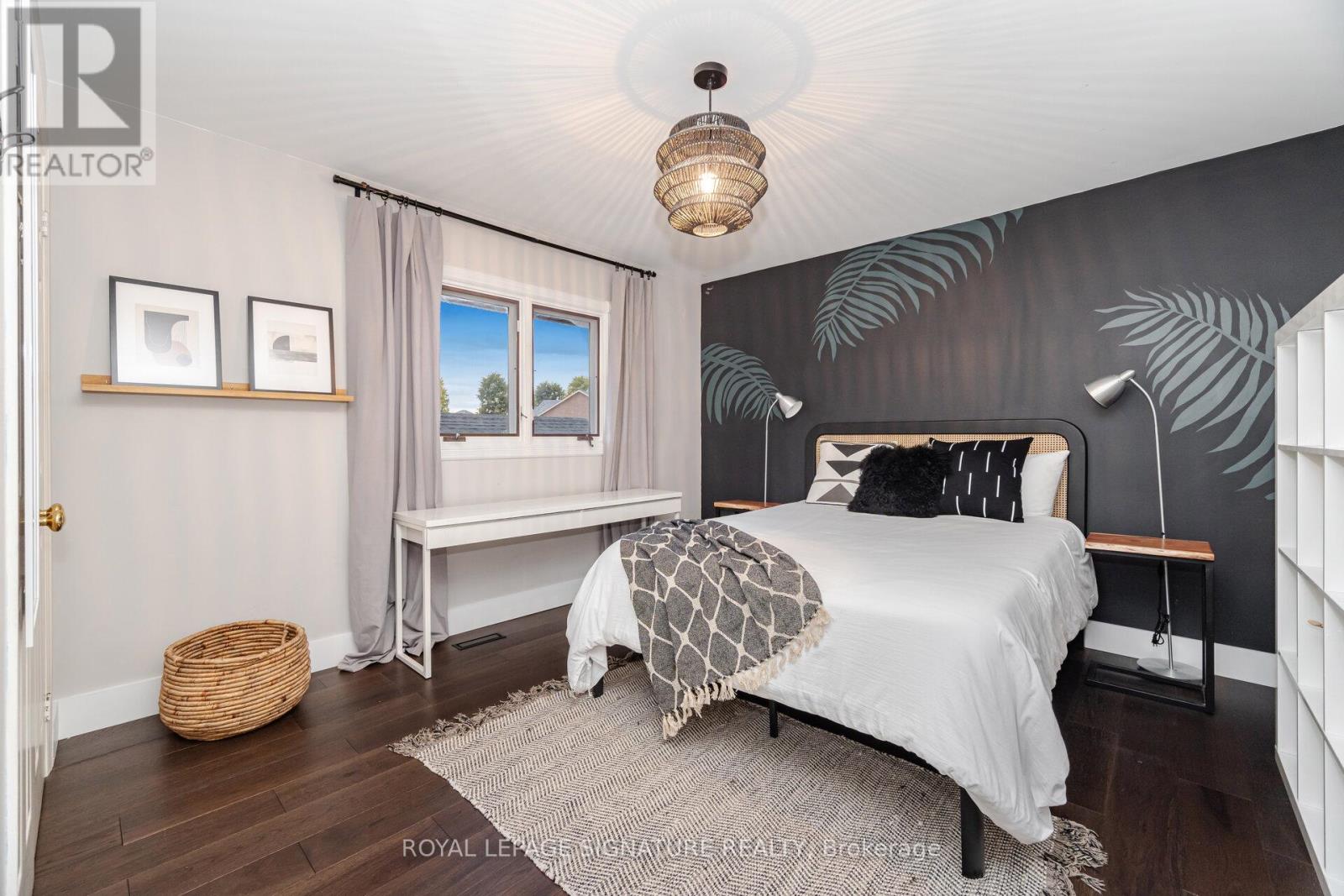 51 Kenpark Avenue, Brampton (Snelgrove), Ontario  L6Z 3R6 - Photo 29 - W12497708