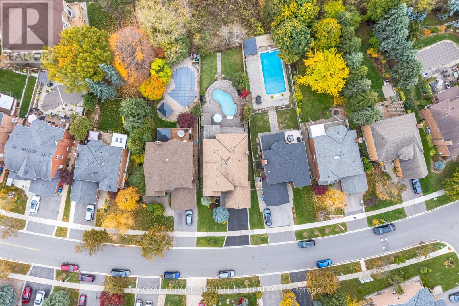 51 Kenpark Avenue, Brampton (Snelgrove), Ontario  L6Z 3R6 - Photo 3 - W12497708