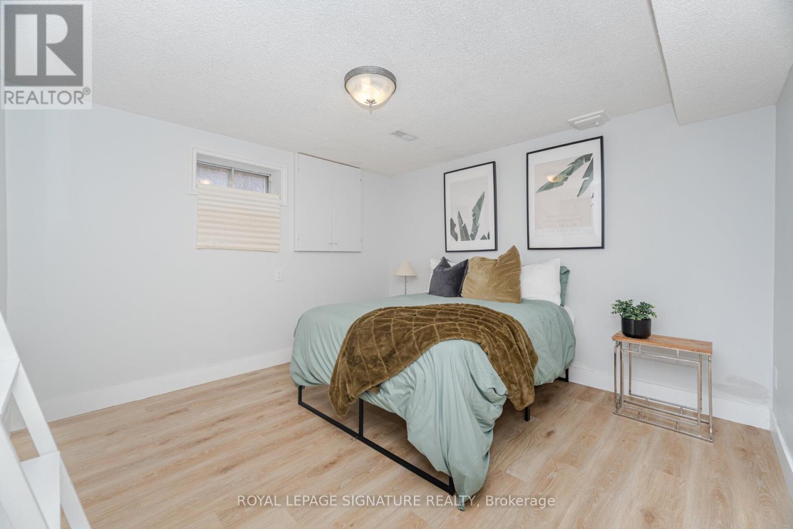 51 Kenpark Avenue, Brampton (Snelgrove), Ontario  L6Z 3R6 - Photo 36 - W12497708