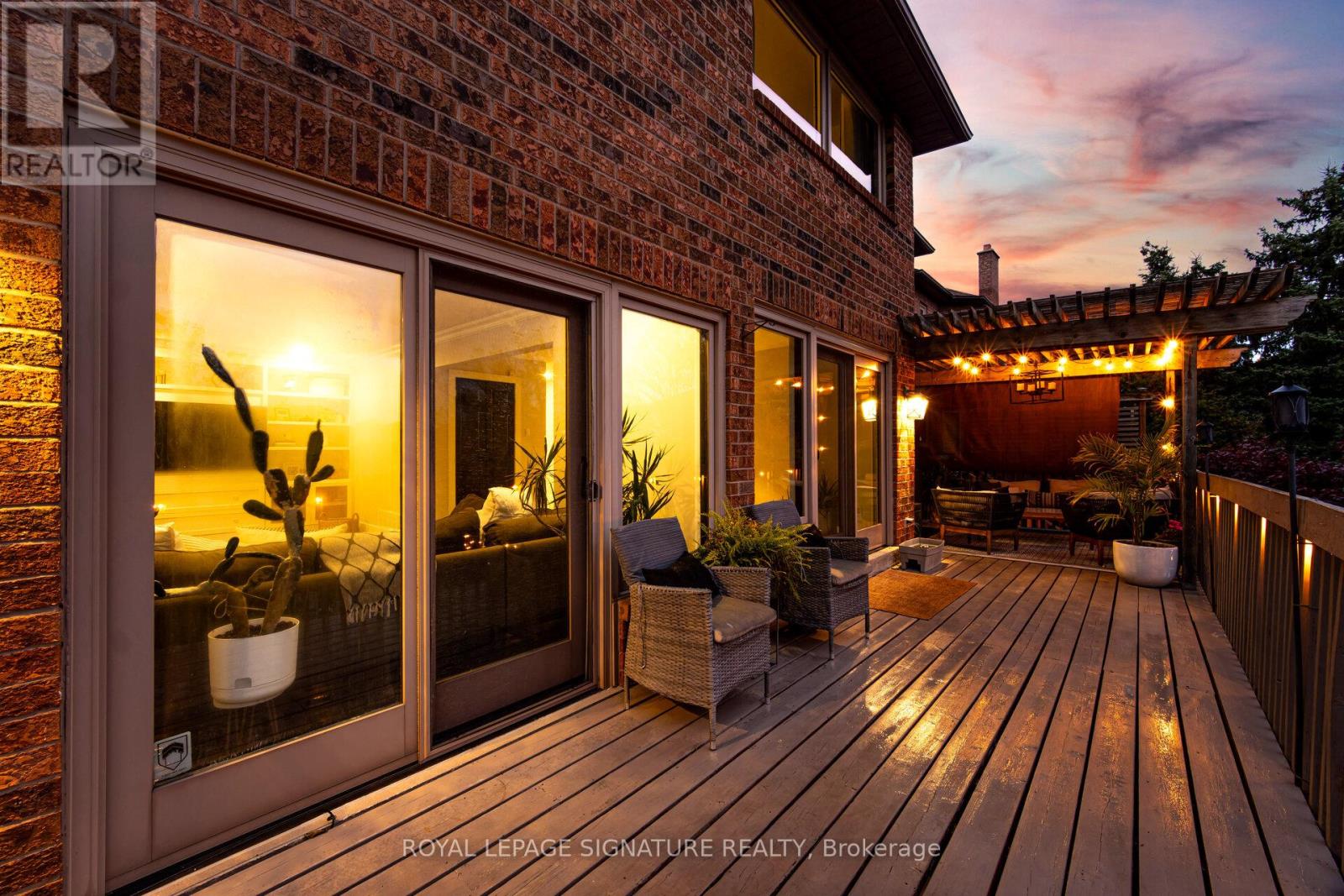 51 Kenpark Avenue, Brampton (Snelgrove), Ontario  L6Z 3R6 - Photo 45 - W12497708