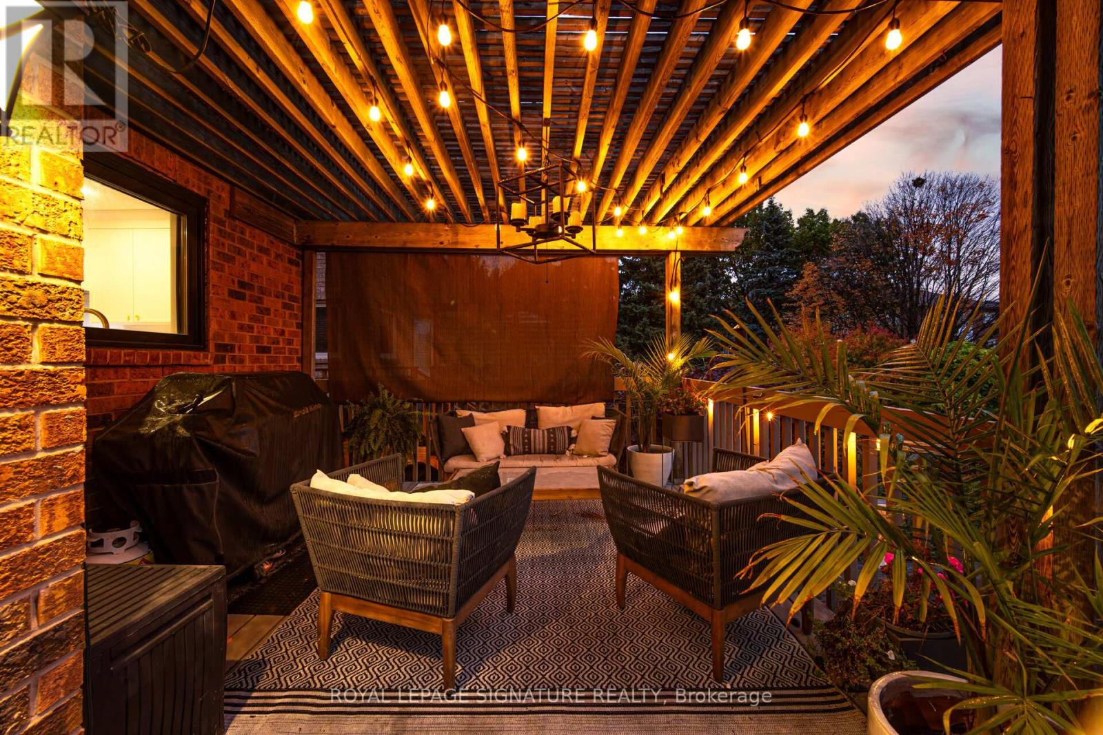 51 Kenpark Avenue, Brampton (Snelgrove), Ontario  L6Z 3R6 - Photo 47 - W12497708