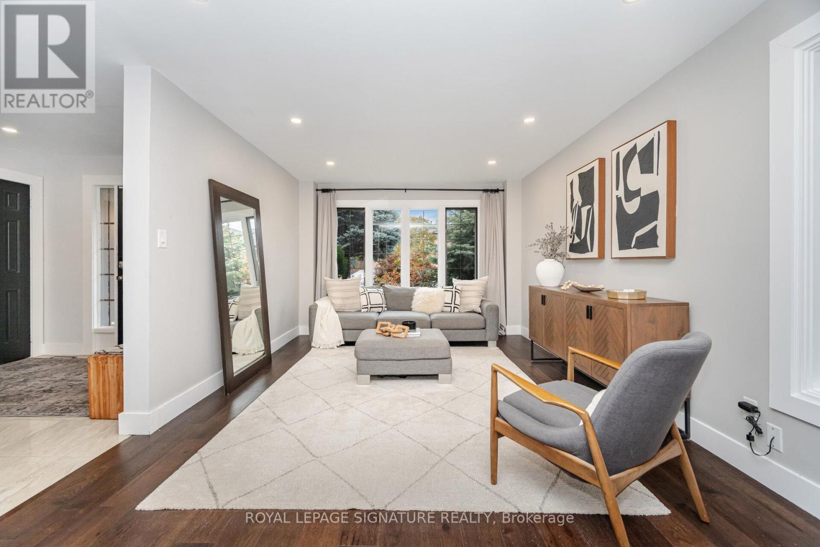 51 Kenpark Avenue, Brampton (Snelgrove), Ontario  L6Z 3R6 - Photo 8 - W12497708