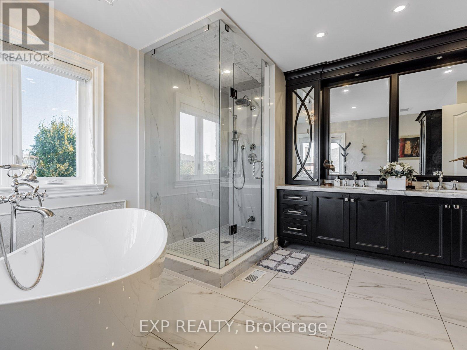 13 Bourdon Avenue, Toronto (Rustic), Ontario  M6L 2Y7 - Photo 22 - W12497718