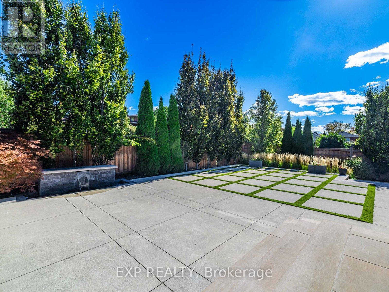 13 Bourdon Avenue, Toronto (Rustic), Ontario  M6L 2Y7 - Photo 36 - W12497718