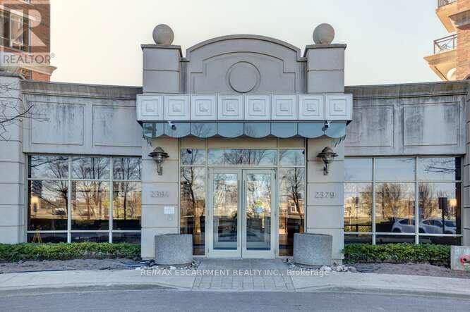 202 - 2391 Central Park Drive, Oakville (Ro River Oaks), Ontario  L6H 0E4 - Photo 2 - W12497726