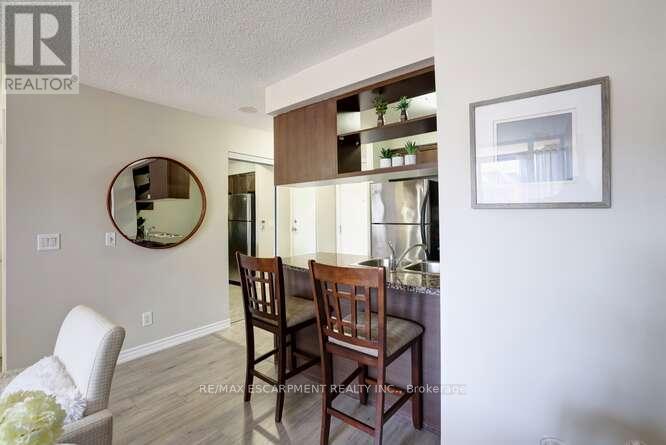 202 - 2391 Central Park Drive, Oakville (Ro River Oaks), Ontario  L6H 0E4 - Photo 23 - W12497726