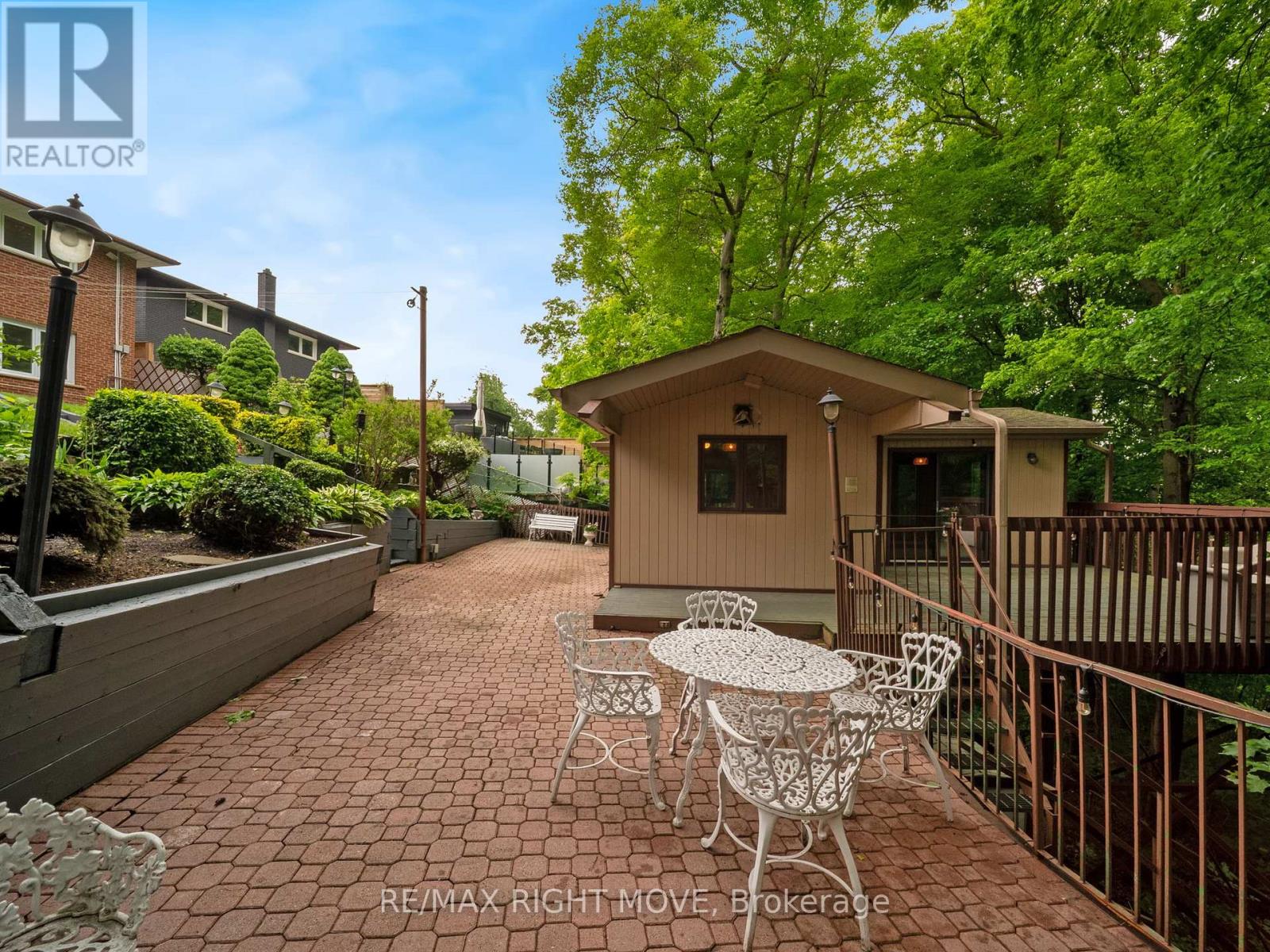 22 Ladyshot Crescent, Toronto (York University Heights), Ontario  M3J 1X2 - Photo 43 - W12497734