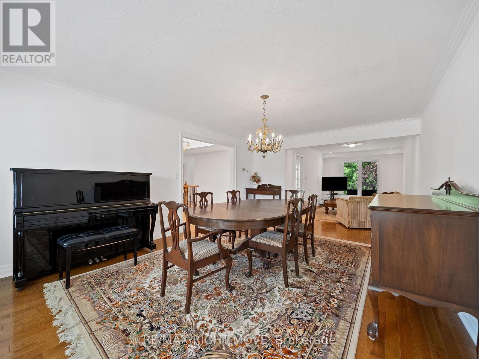 22 Ladyshot Crescent, Toronto (York University Heights), Ontario  M3J 1X2 - Photo 5 - W12497734