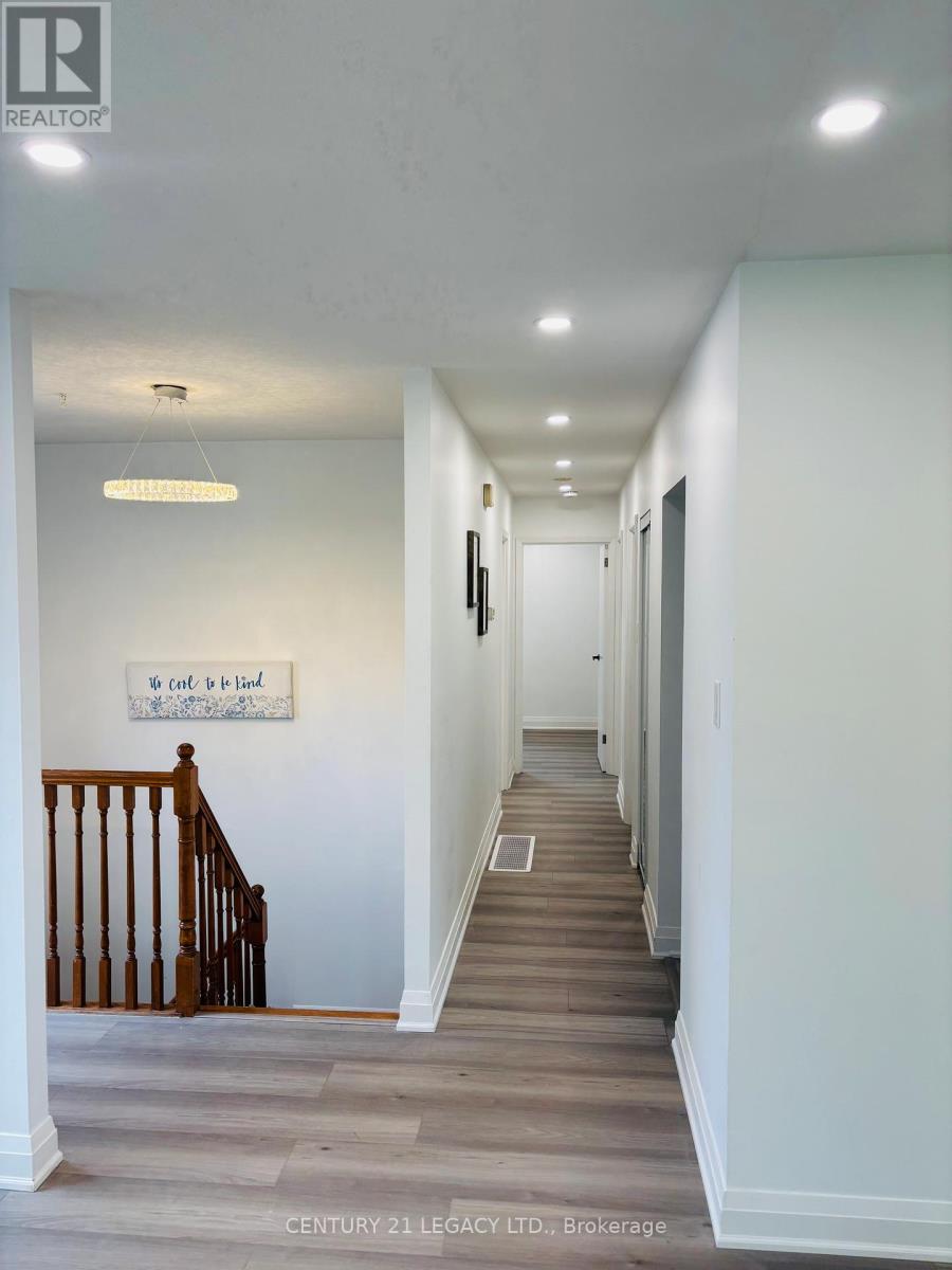 26 Epsom Downs Drive, Brampton, Ontario  L6T 1Y8 - Photo 7 - W12497782