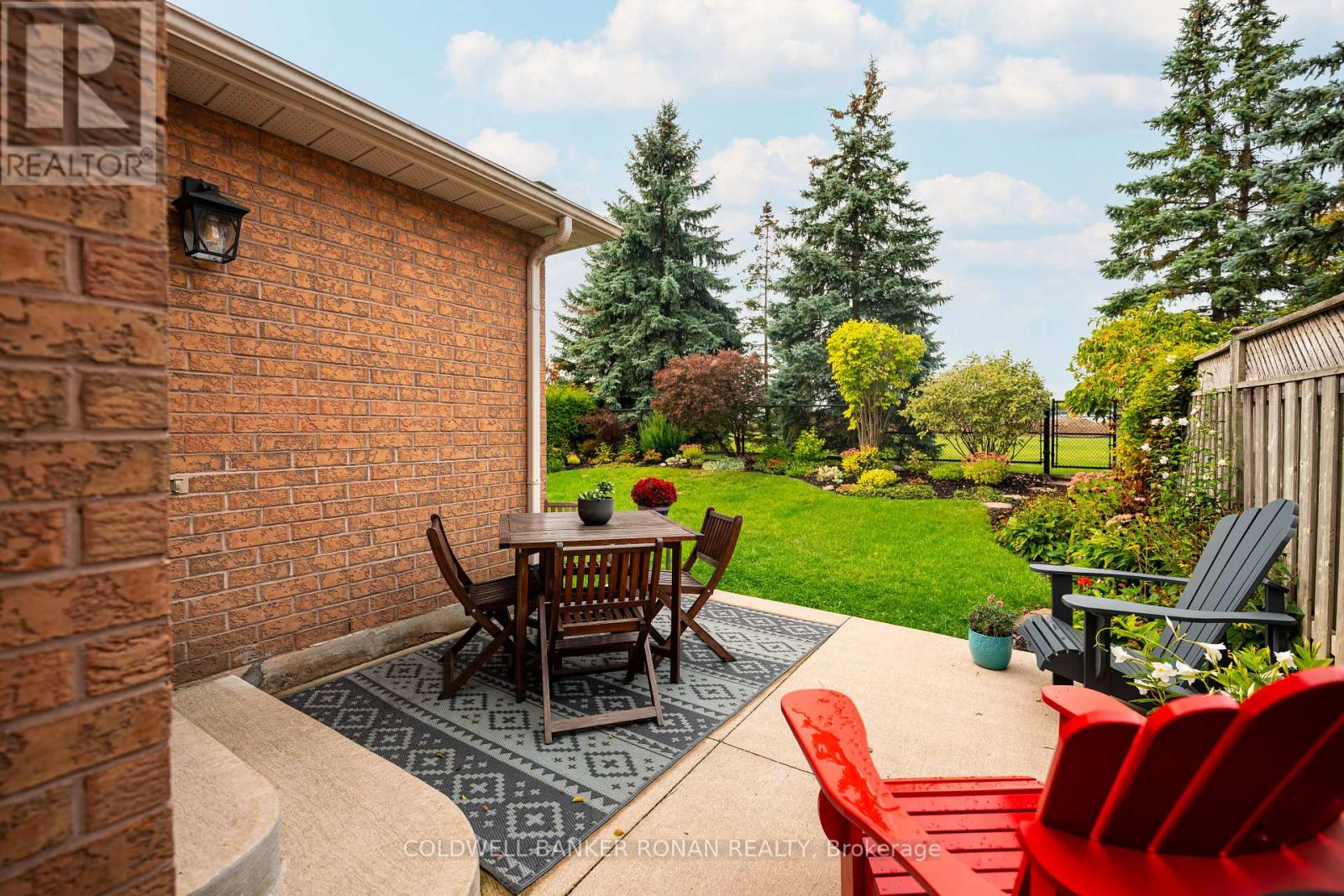 44 Baccarat Crescent, Brampton, Ontario  L7A 1K7 - Photo 10 - W12497814