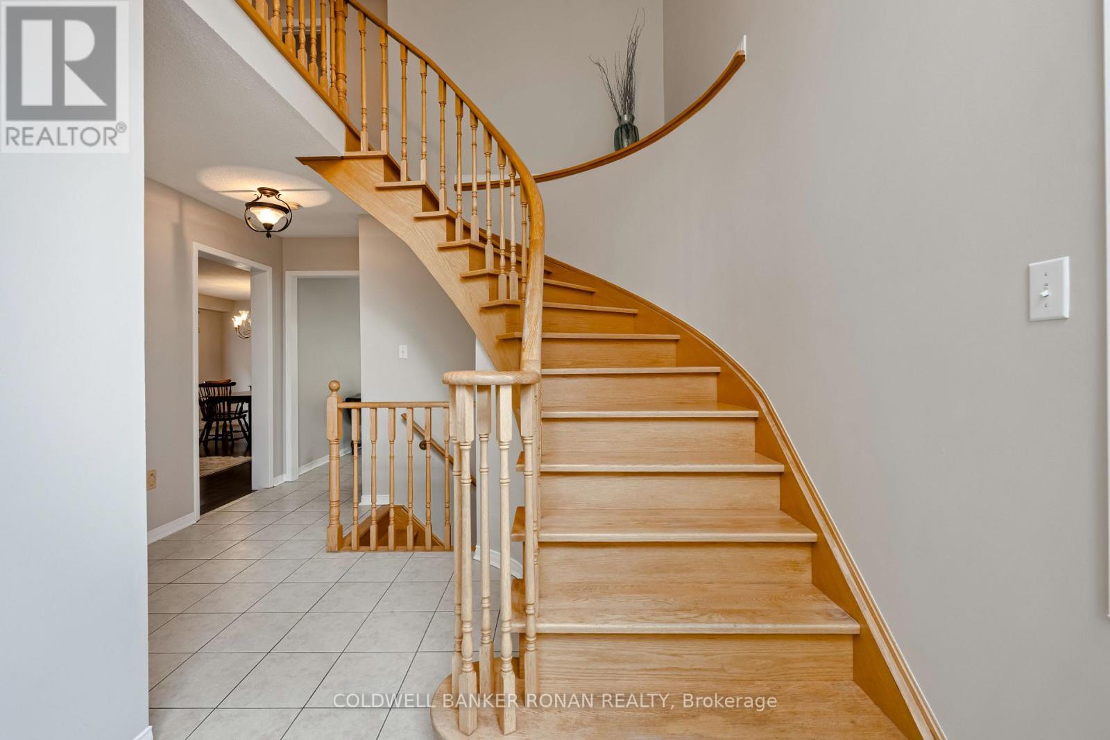 44 Baccarat Crescent, Brampton, Ontario  L7A 1K7 - Photo 12 - W12497814