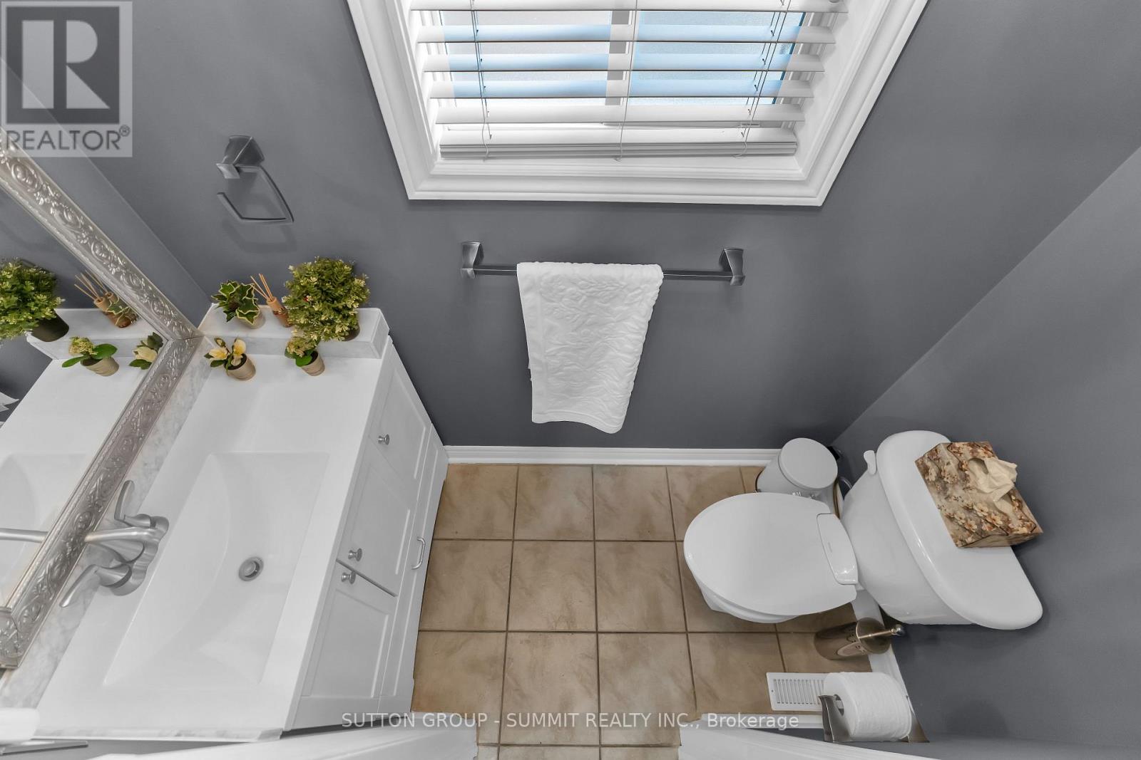 29 Cedargrove Road, Caledon, Ontario  L7E 2L7 - Photo 12 - W12497826