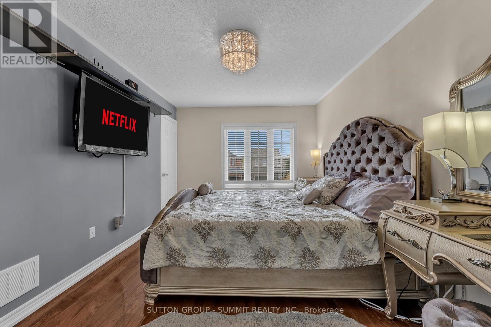 29 Cedargrove Road, Caledon, Ontario  L7E 2L7 - Photo 18 - W12497826