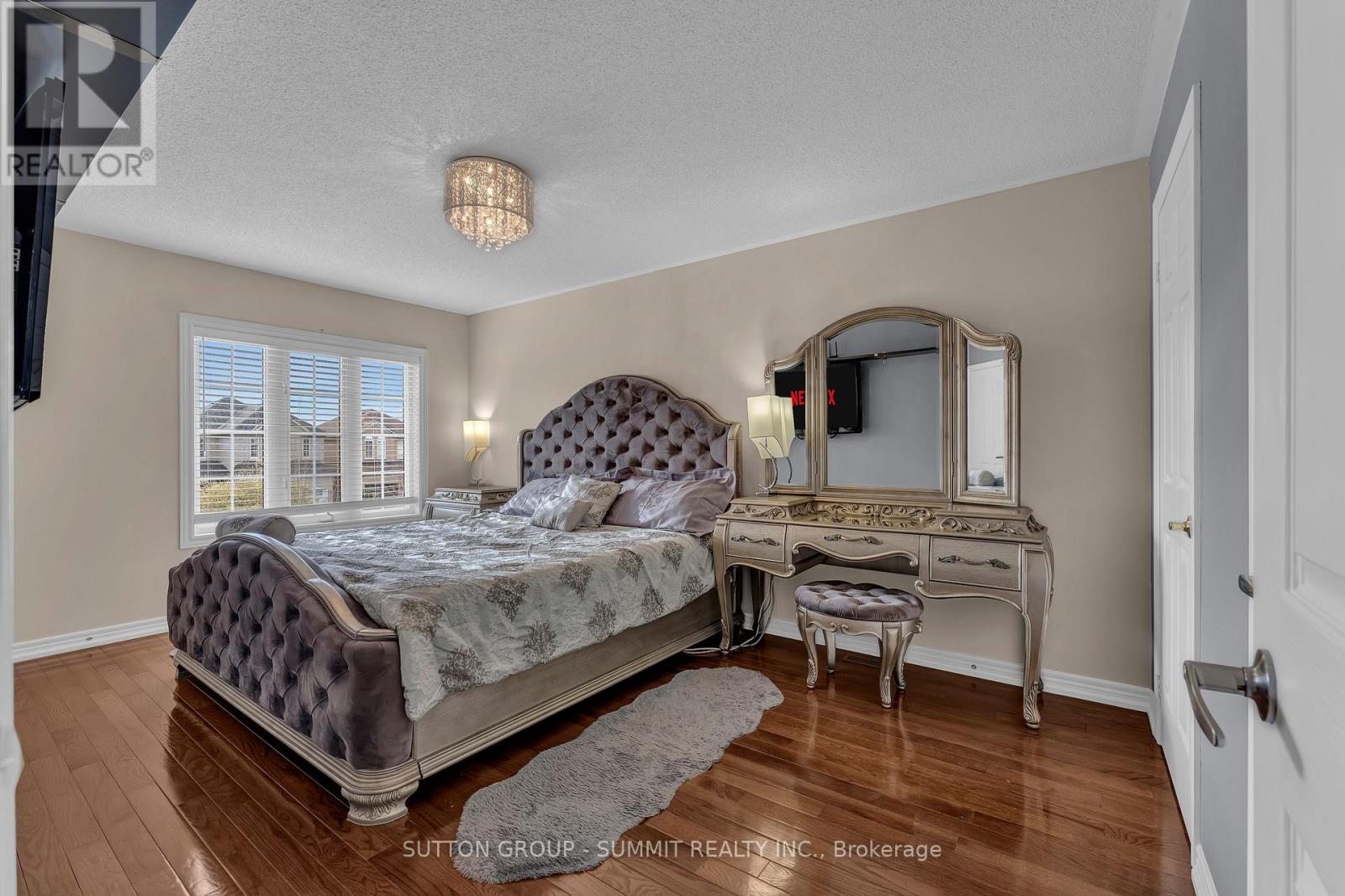 29 Cedargrove Road, Caledon, Ontario  L7E 2L7 - Photo 19 - W12497826