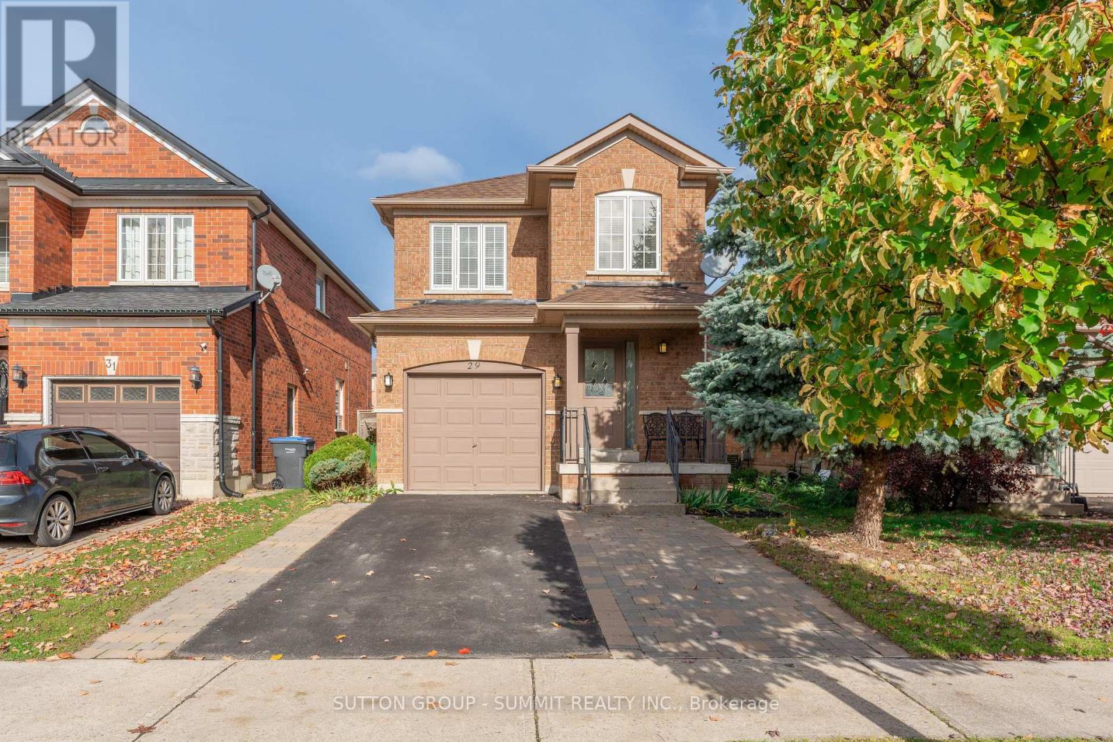 29 Cedargrove Road, Caledon, Ontario  L7E 2L7 - Photo 2 - W12497826