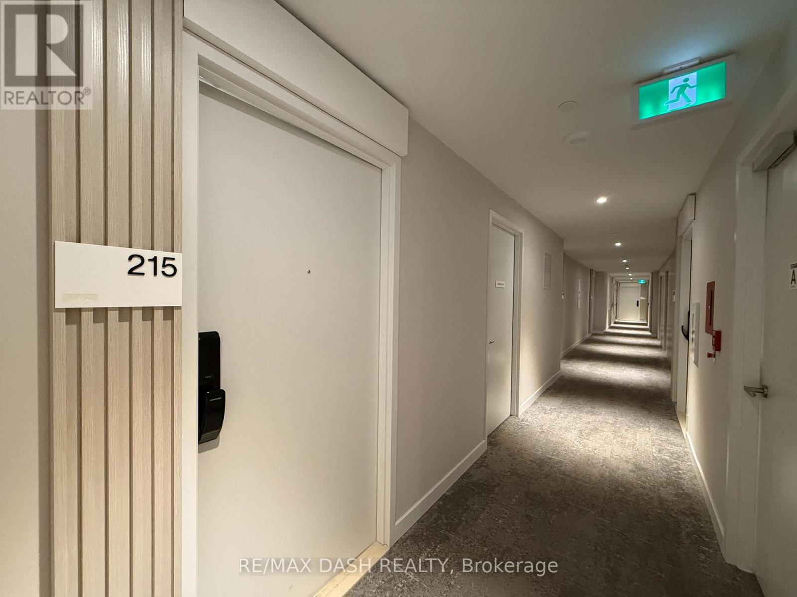 215 - 28 ANN STREET, Mississauga, Ontario