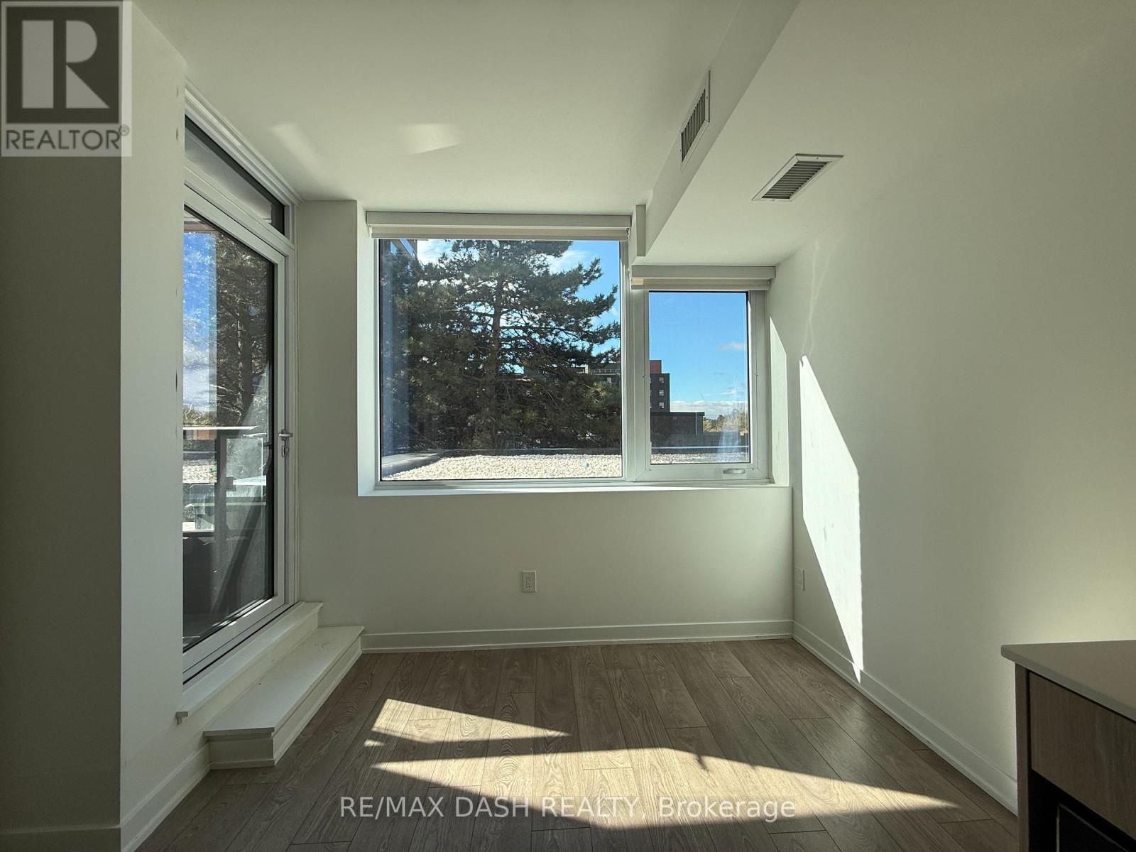 215 - 28 Ann Street, Mississauga, Ontario  M3C 0H5 - Photo 15 - W12497860