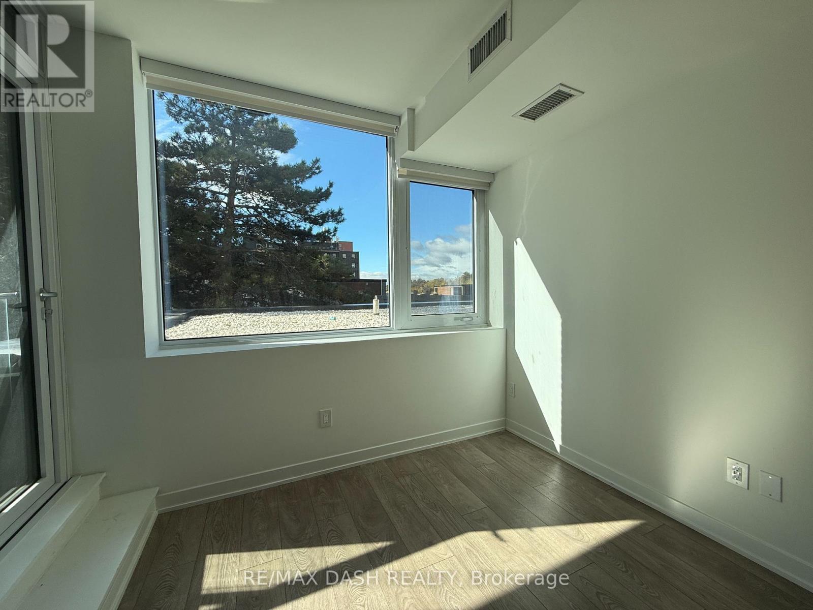 215 - 28 Ann Street, Mississauga, Ontario  M3C 0H5 - Photo 16 - W12497860