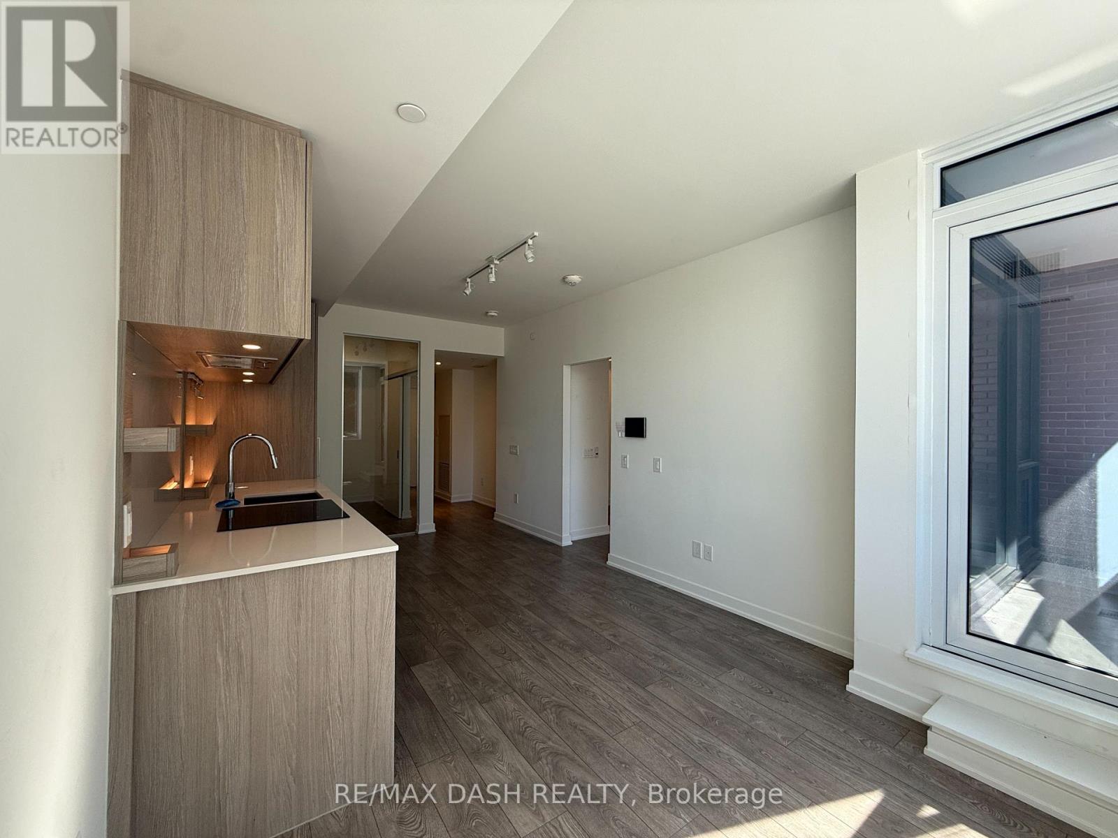 215 - 28 Ann Street, Mississauga, Ontario  M3C 0H5 - Photo 19 - W12497860